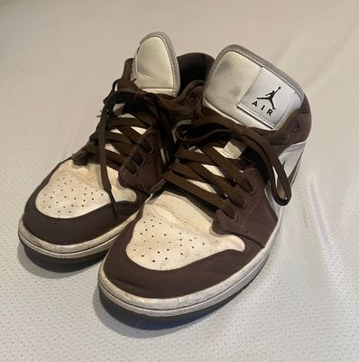 Nike Women's Air Jordan 1 Low SE "Light Olive"