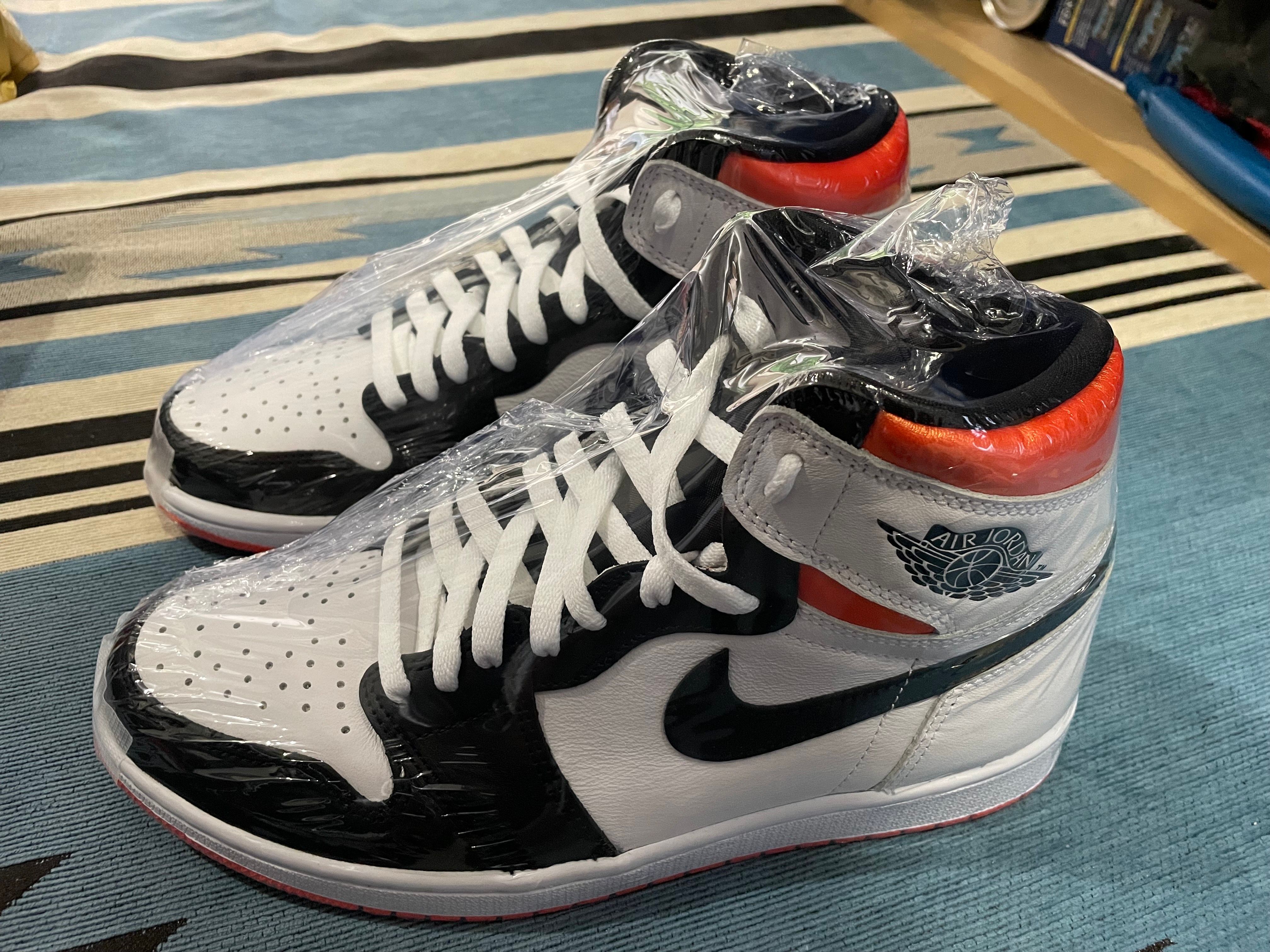 Nike Air Jordan 1 Retro High OG "Electro Orange"