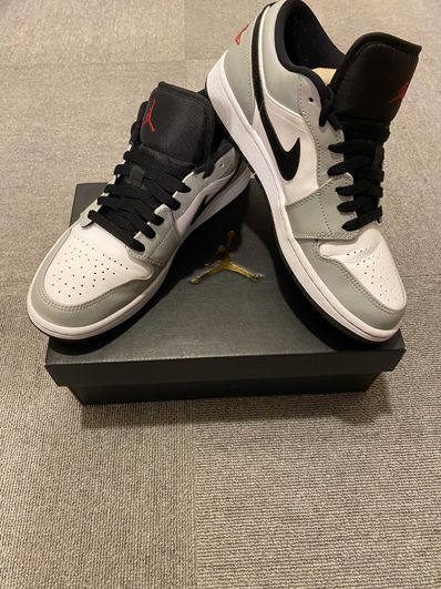NIKE AIR JORDAN 1 LOW "LIGHT SMOKE GREY"