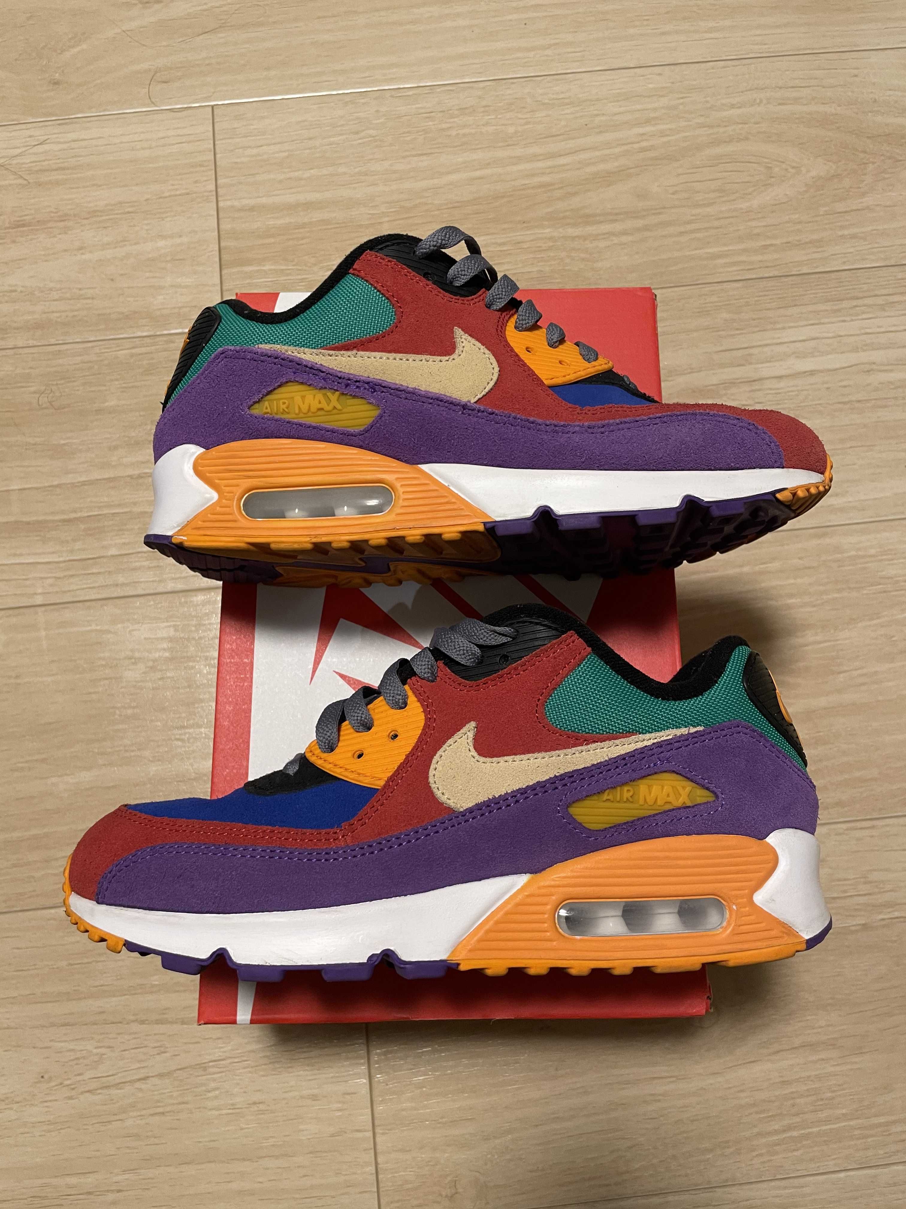 NIKE AIR MAX 90 "VIOTECH UNIVERSITYRED/PALE VANILLA/HYPER GRAPE"