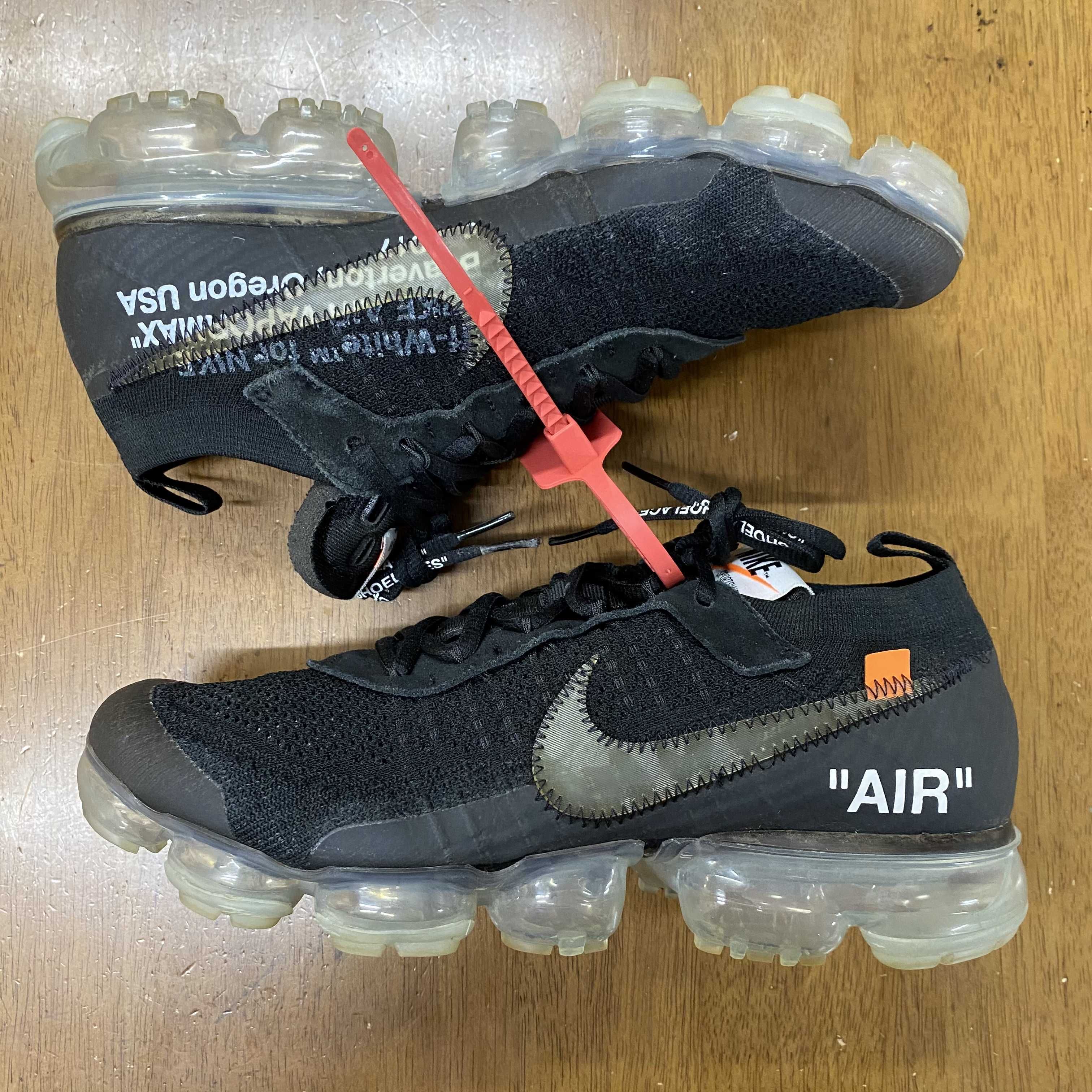 Off-White × Nike Air Vapormax "Black/Total Orange/Clear"
