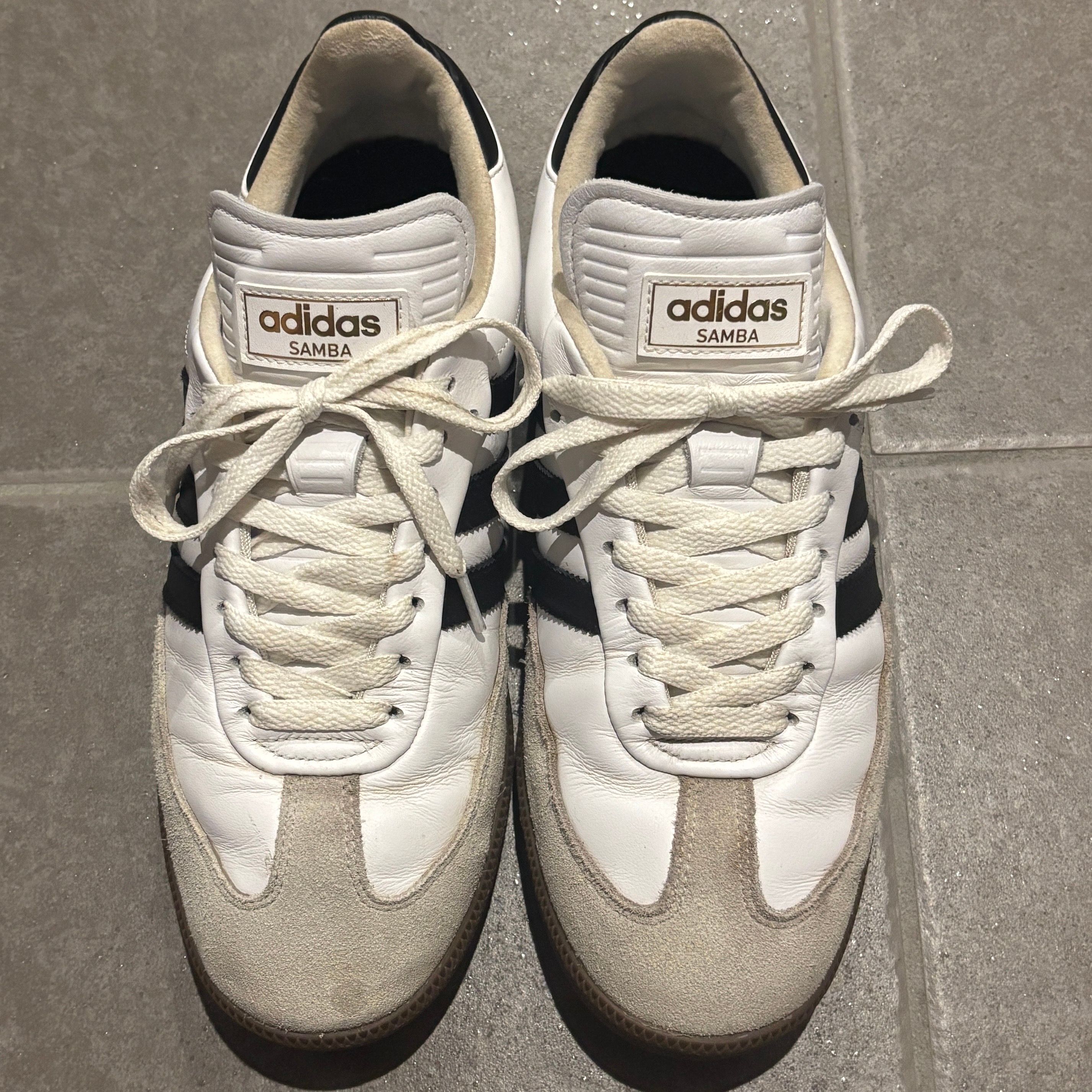 adidas アディダス　3ライン　ゴルフキャディバッグ　ブラック/ホワイト adidas アディダス 3本ライン ゴルフキャディバッグ ブラック