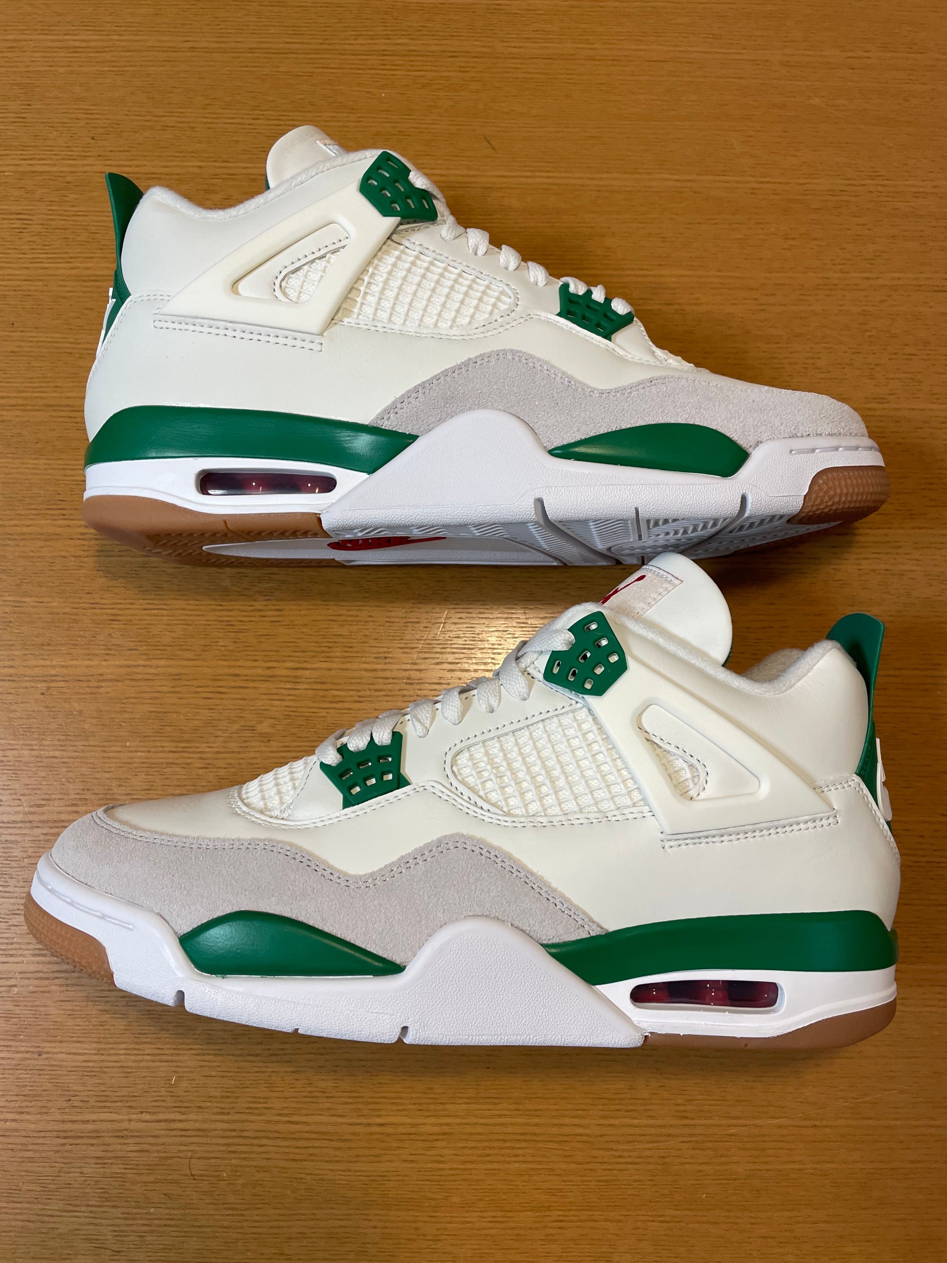 Nike SB × Air Jordan 4 Retro SP "Pine Green"