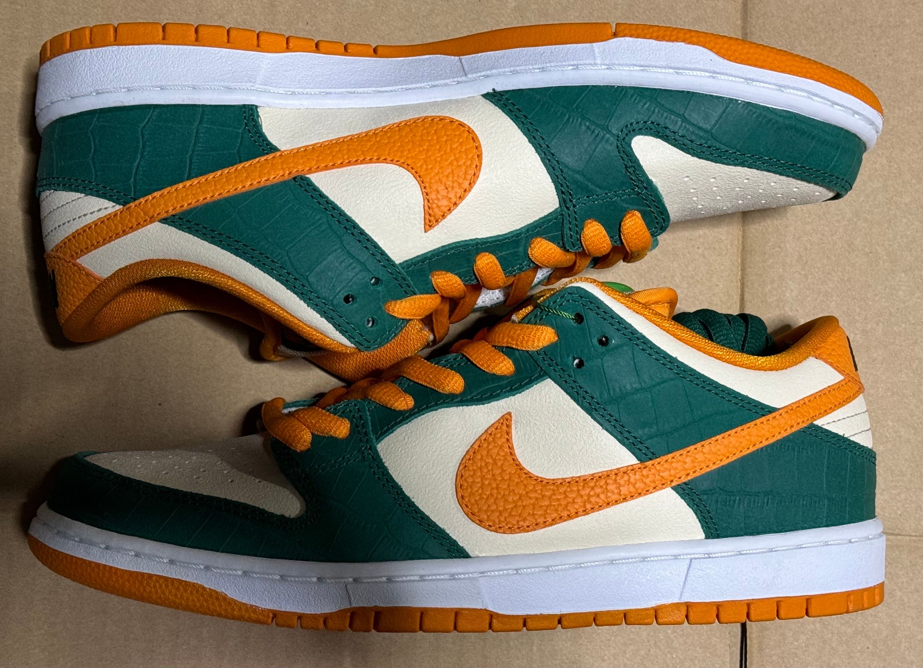 Nike SB Dunk Low "Legion Pine Kumquat"