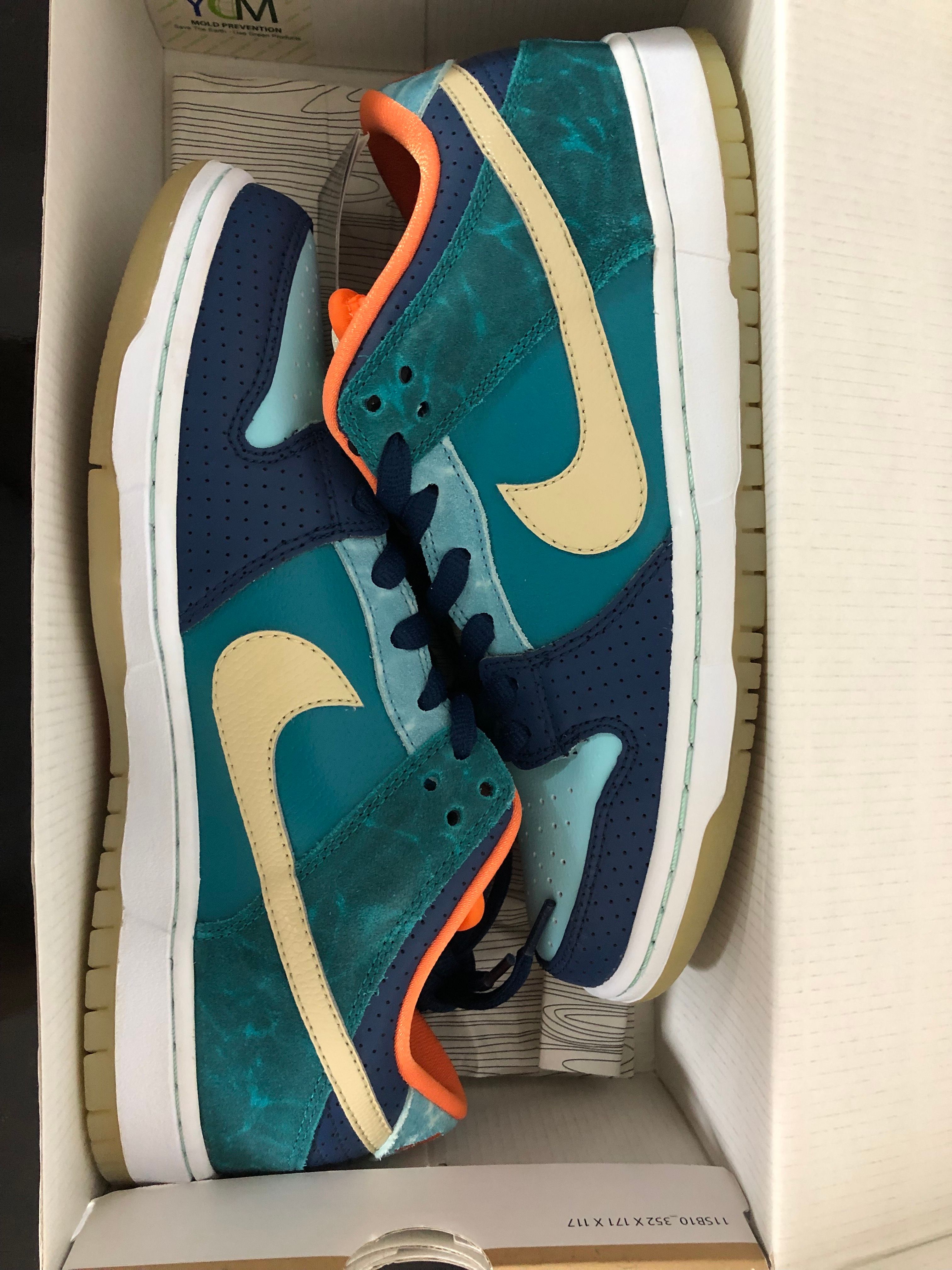 Nike Dunk SB Low "Mia Skate Shop"