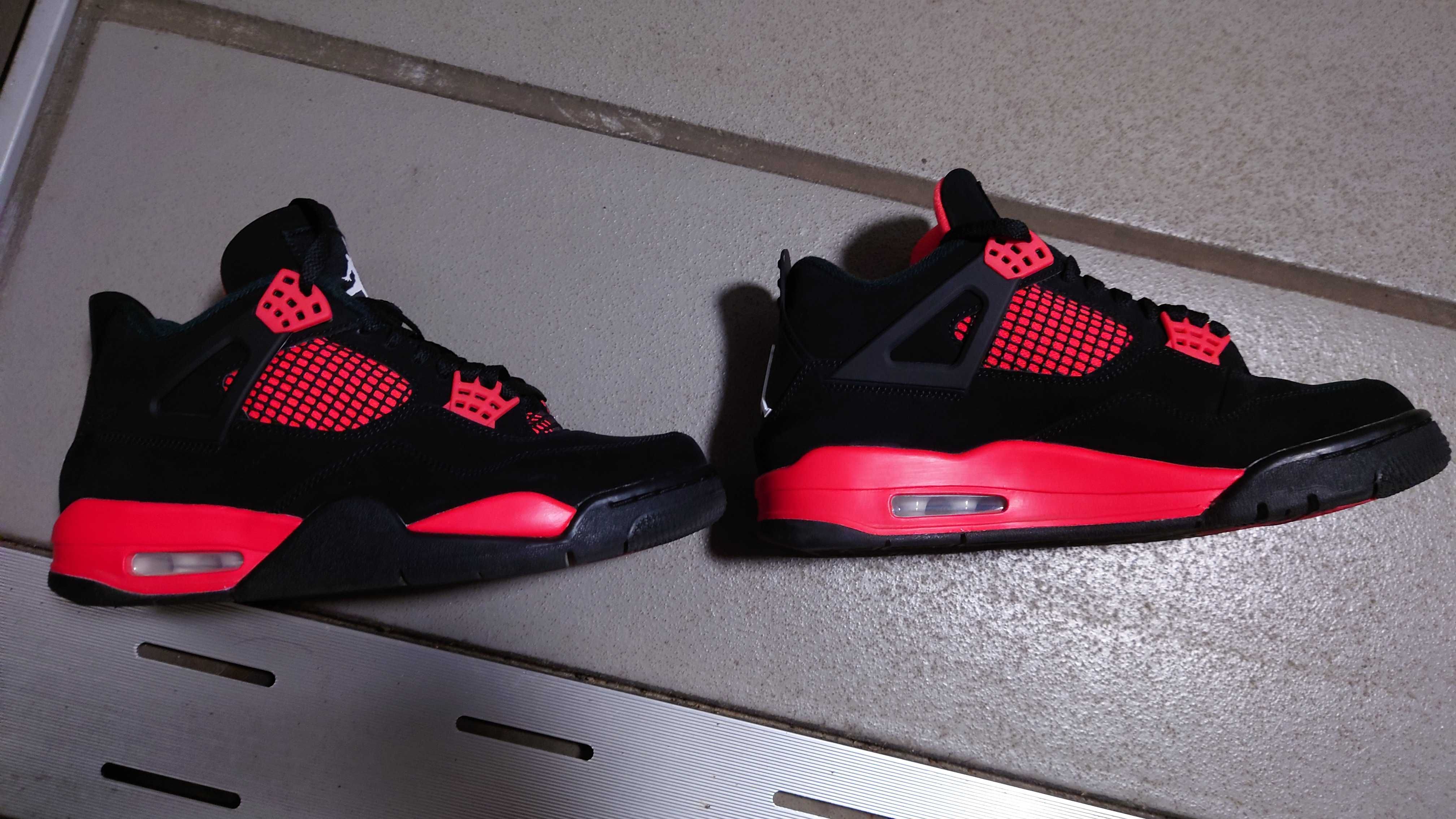 Nike Air Jordan 4 "Red Thunder/Crimson"