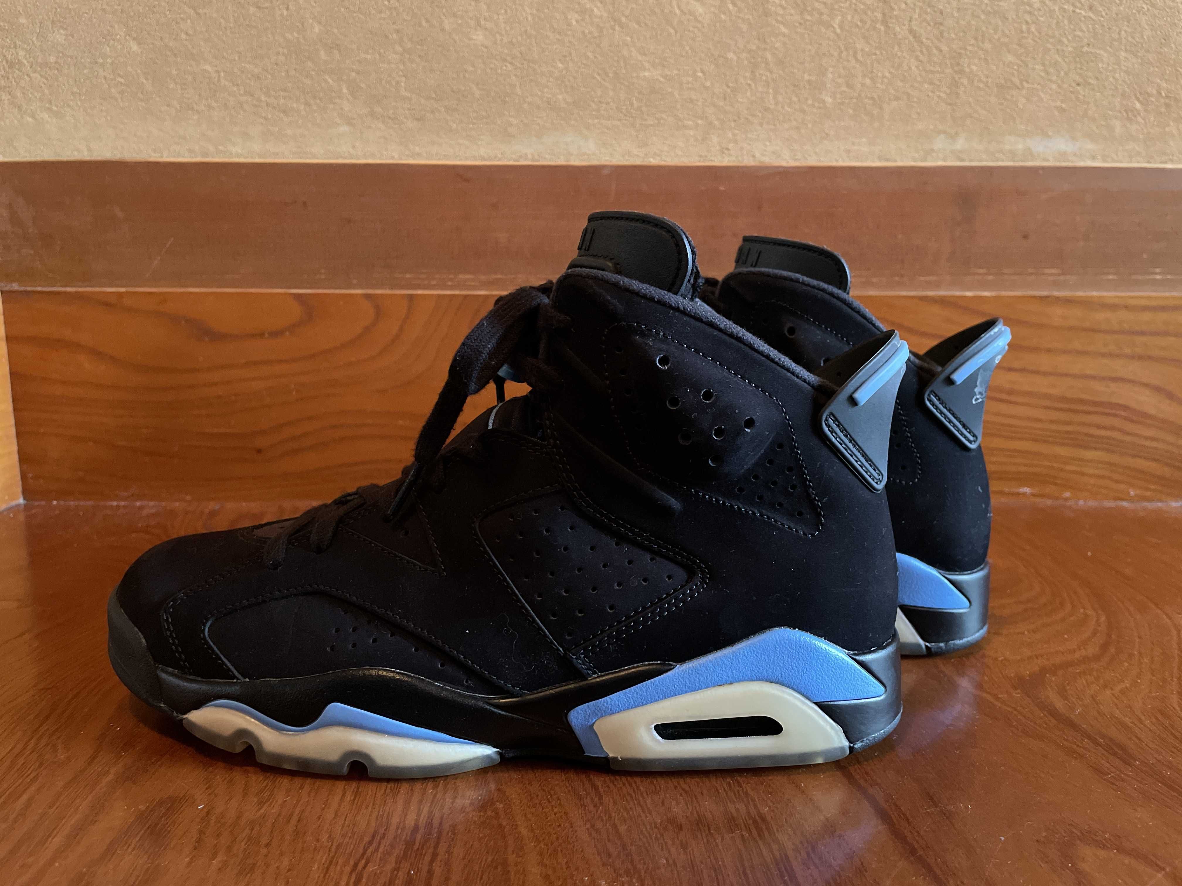 NIKE AIR JORDAN 6 RETRO "UNC"