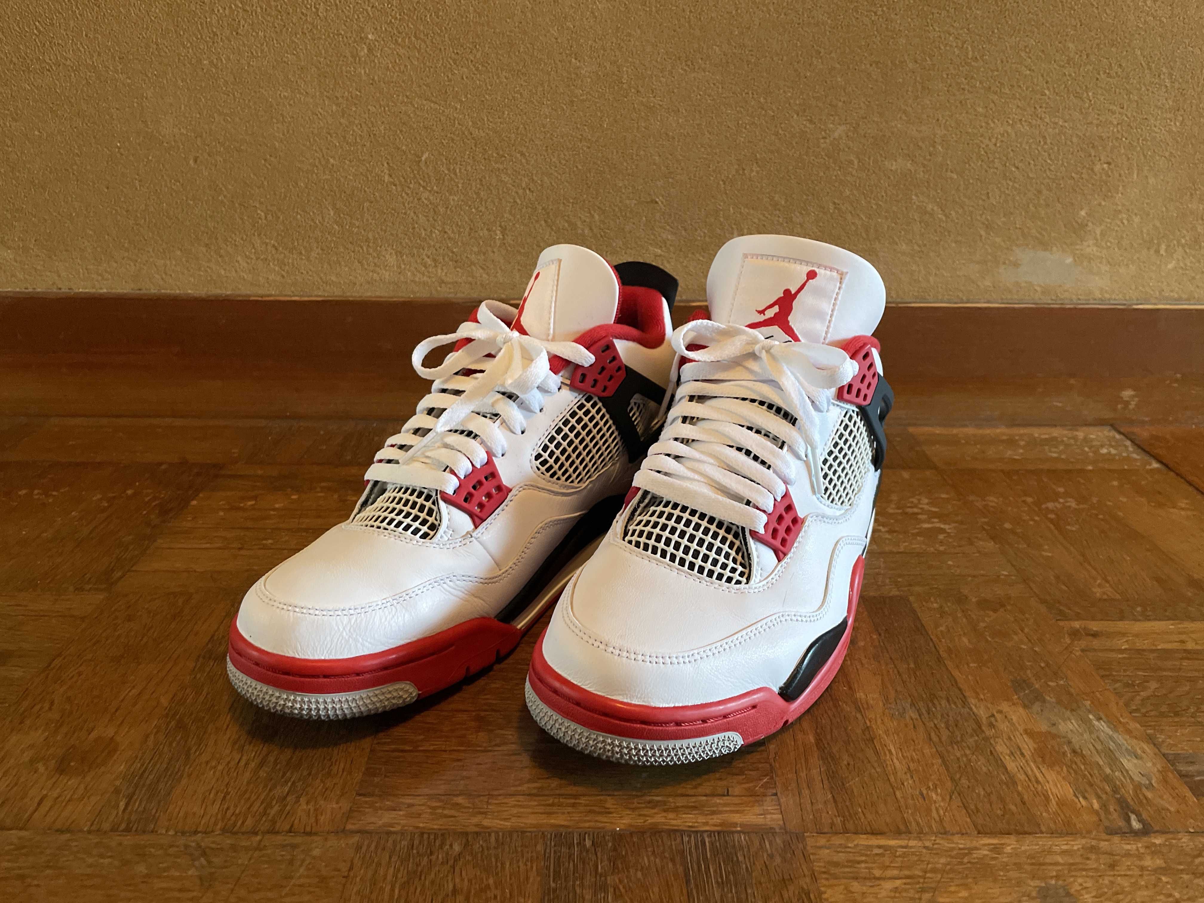 Nike Air Jordan 4 Retro OG "Fire Red" (2020)
