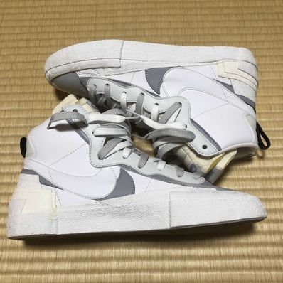 sacai × NIKE BLAZER MID "WHITE/WOLF GREY"