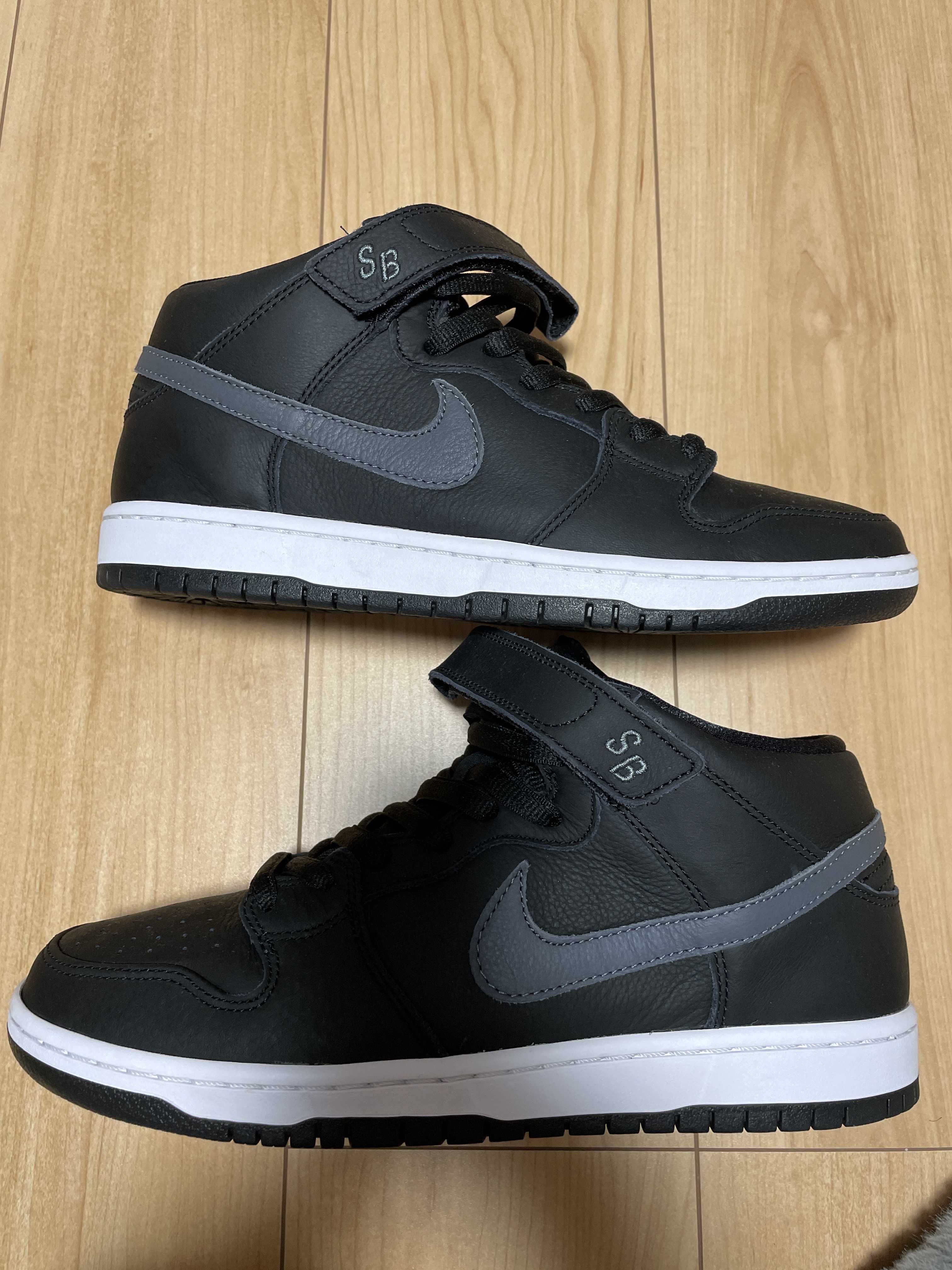 Nike SB Dunk Mid "Black/Dark Grey"