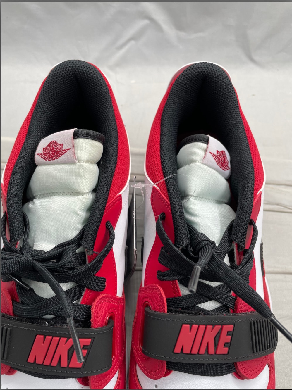 ナイキ ジョーダン レガシー 312 "シカゴ"