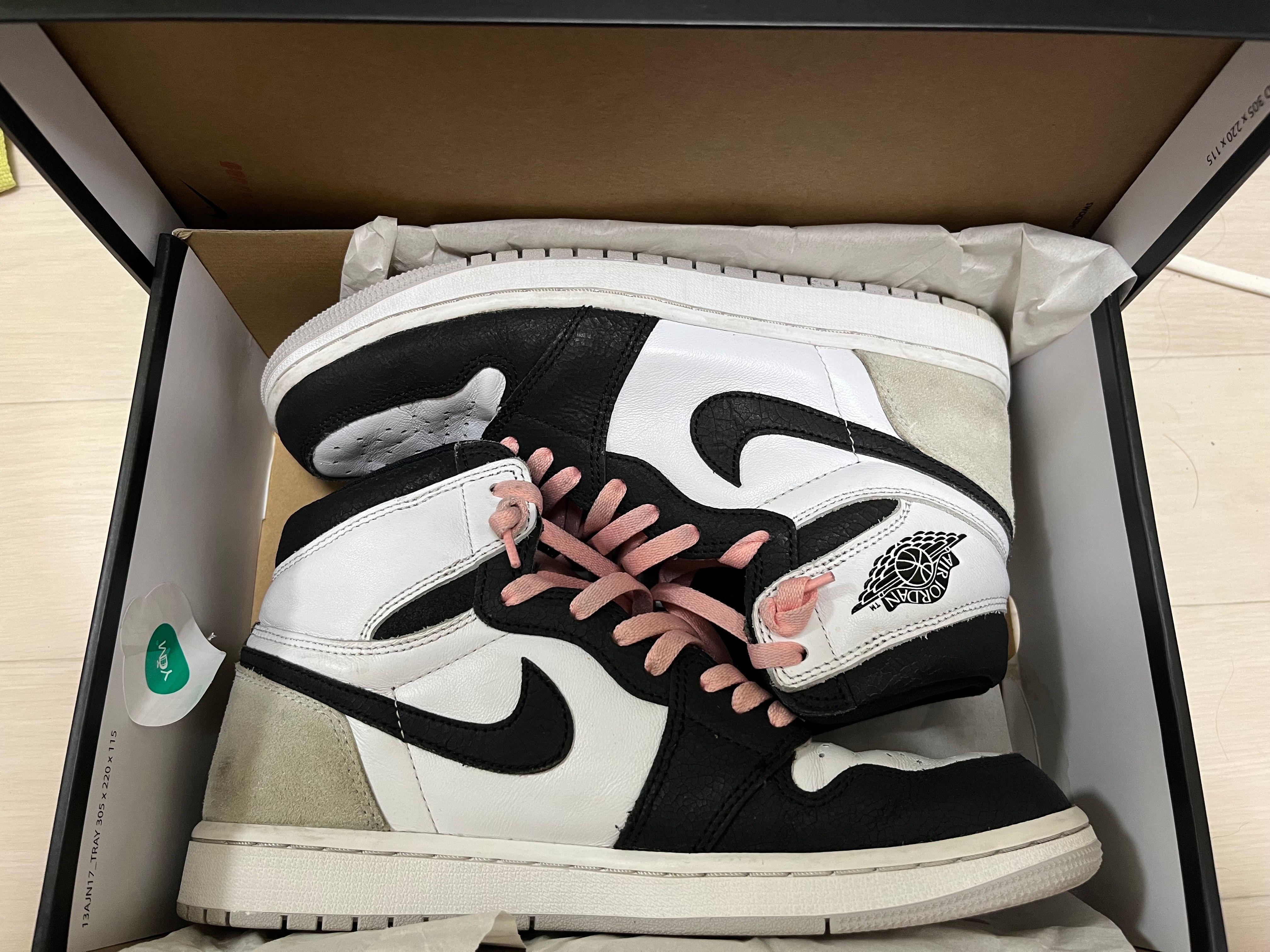 Nike Air Jordan 1 High OG "Bleached Coral"