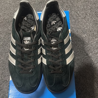 adidas Gazelle Indoor "Core Black/Metallic Silver" (BILLY'S Exclusive)