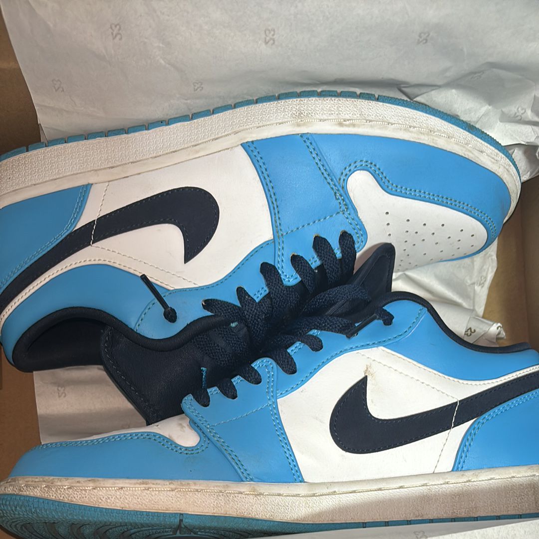 Nike Air Jordan 1 Low "University Blue"   