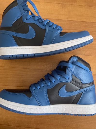 Nike Air Jordan 1 Retro High OG "Dark Marina Blue"