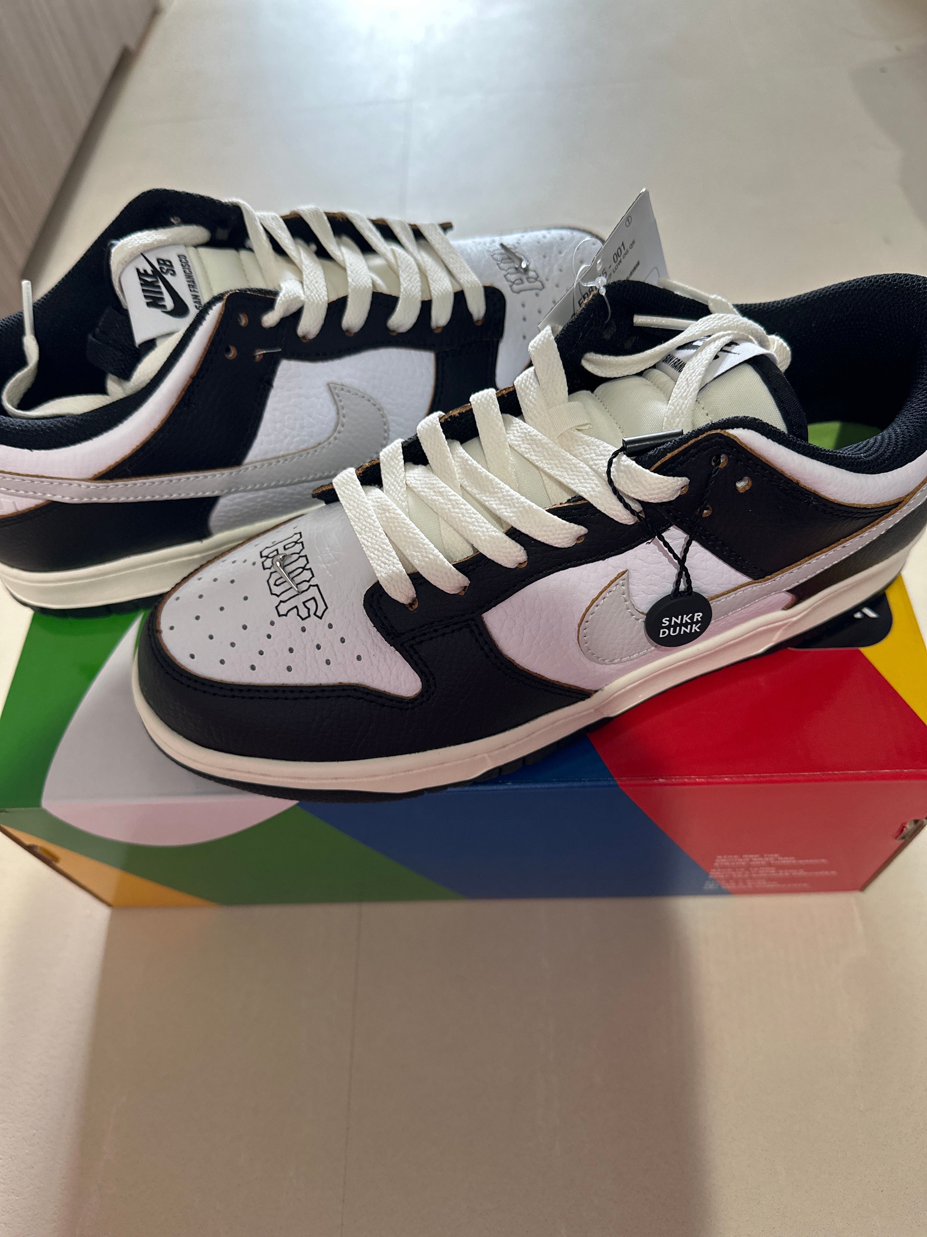 HUF × Nike SB Dunk Low "San Francisco"