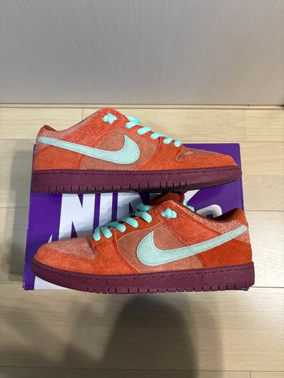 Nike SB Dunk Low Pro PRM "Mystic Red and Rosewood"