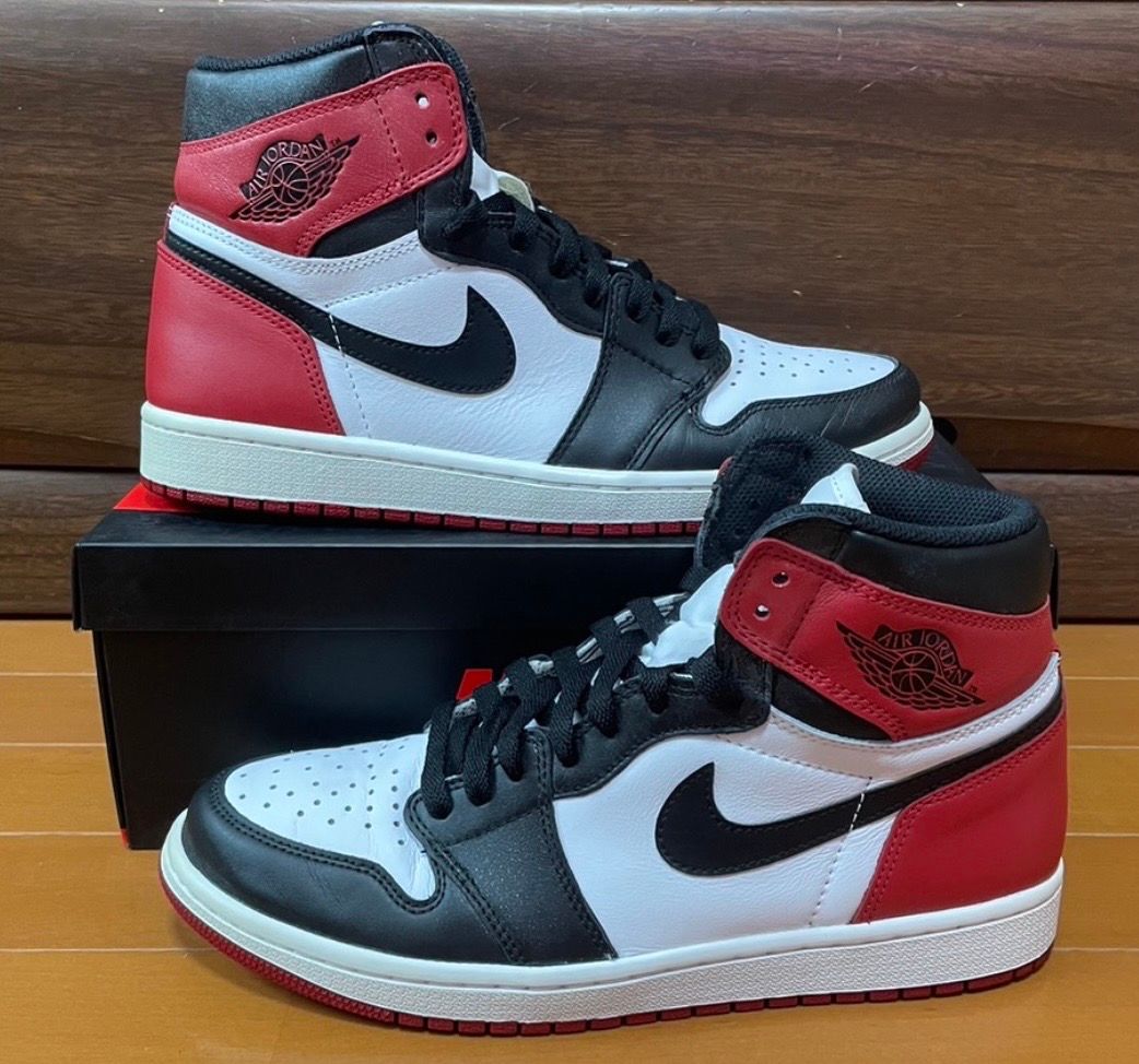 Nike Air Jordan 1 Retro High OG "Black Toe"(2016)