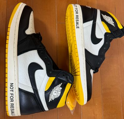 Nike Air Jordan 1 Retro High (NOT FOR RESALE) "Varsity Maize"