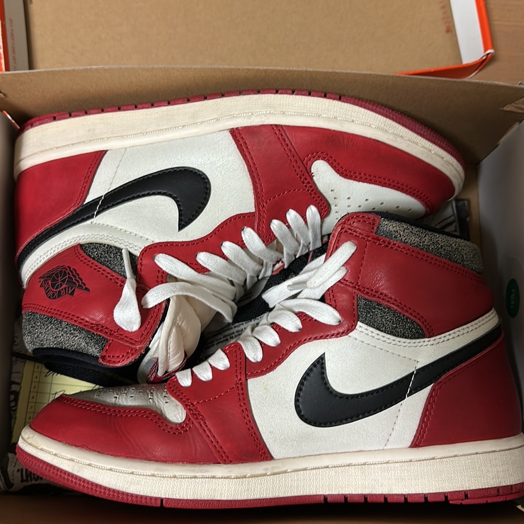 Nike Air Jordan 1 High OG "Lost & Found/Chicago"