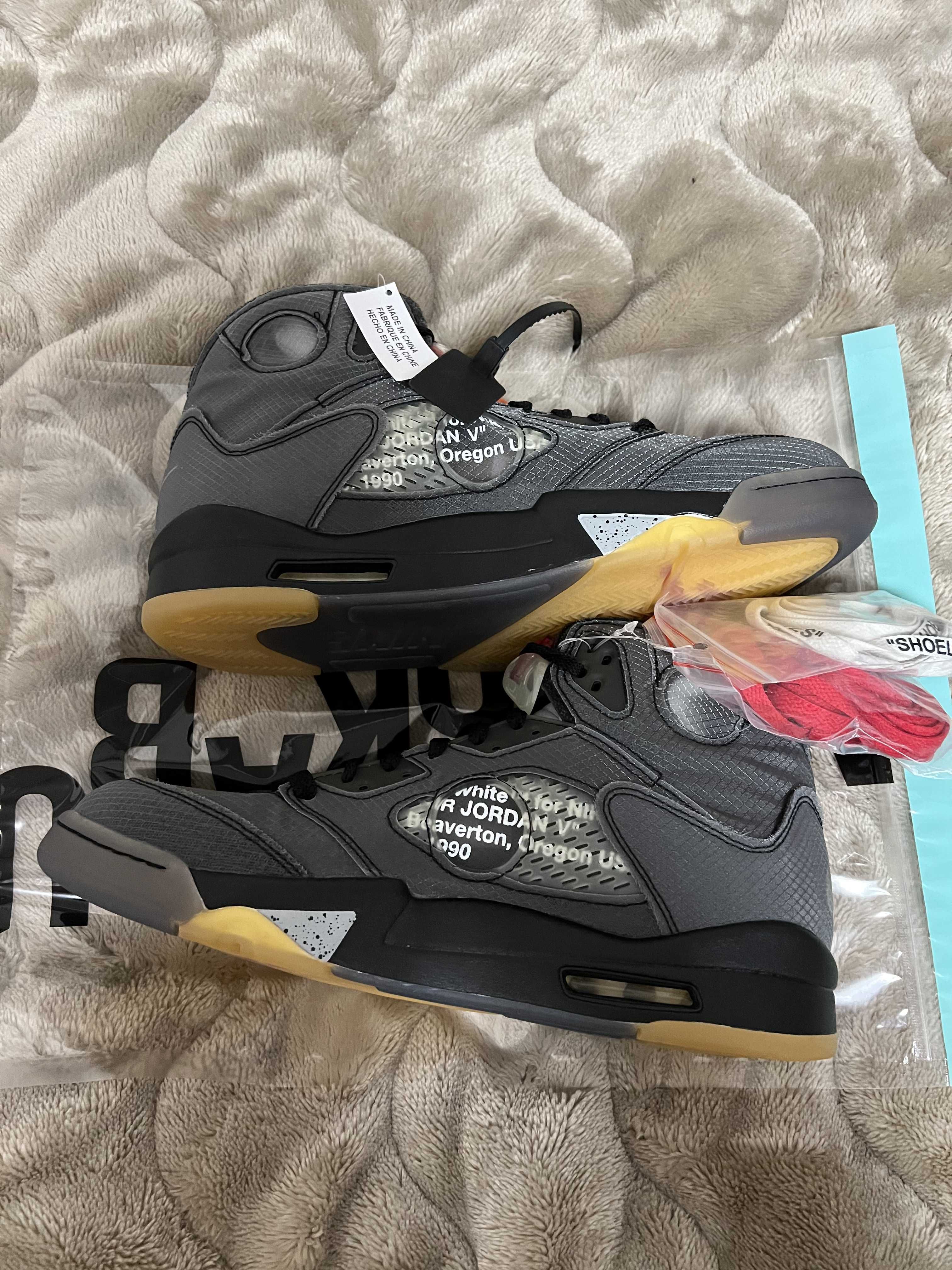 Off-White × Nike Air Jordan 5 "Black/Muslin/Fire Red"