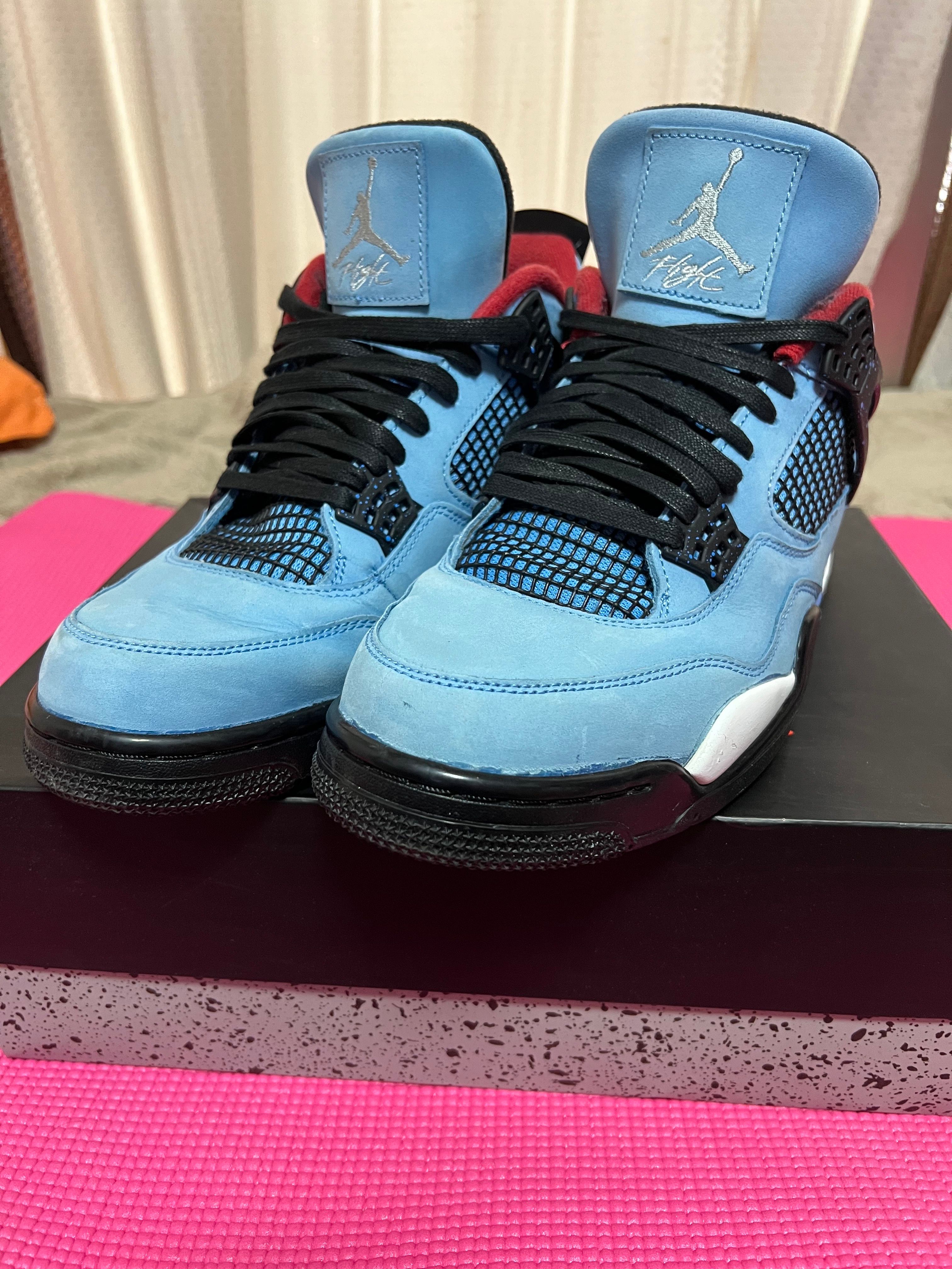 Travis Scott × Nike Air Jordan 4 Retro Cactus Jack "University Blue"