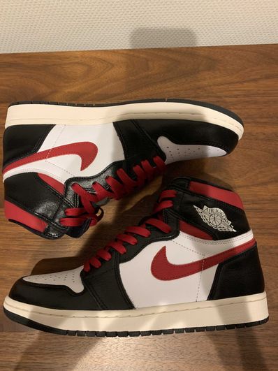 Nike Air Jordan 1 Retro High "Black/White/Sail/Gym Red"