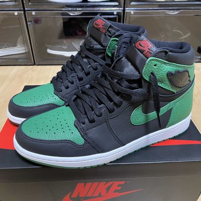 Nike Air Jordan 1 Retro High OG "Black/Pine Green" (2020)