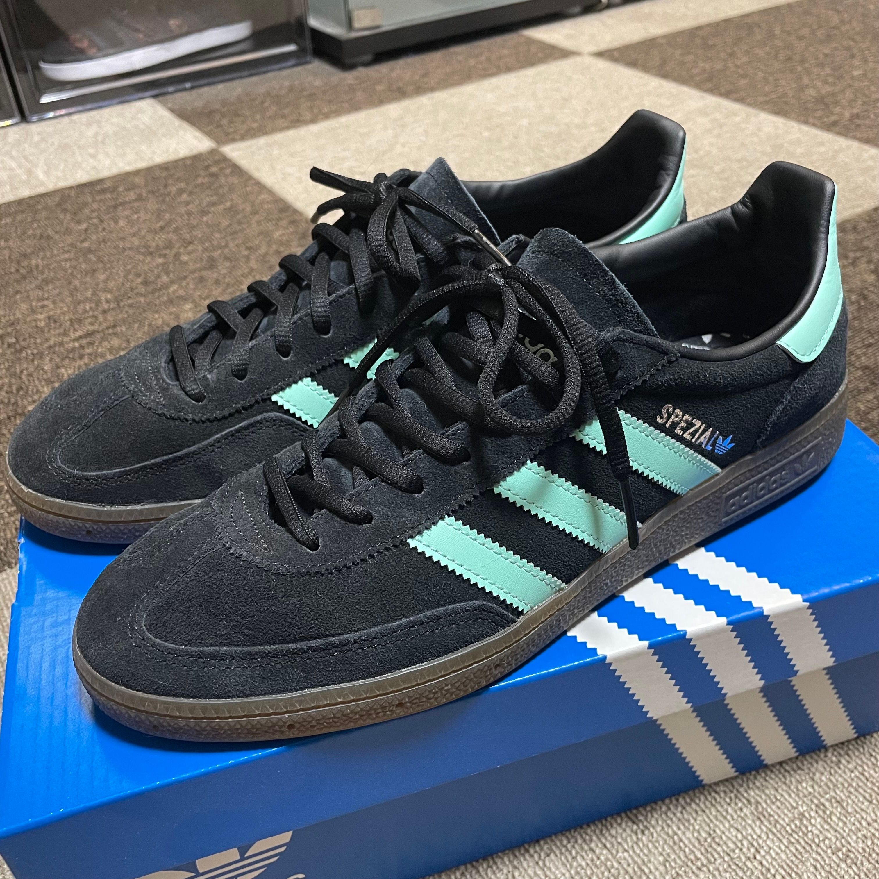 adidas Handball SPZL "Core Black/Clear Mint/Gum"