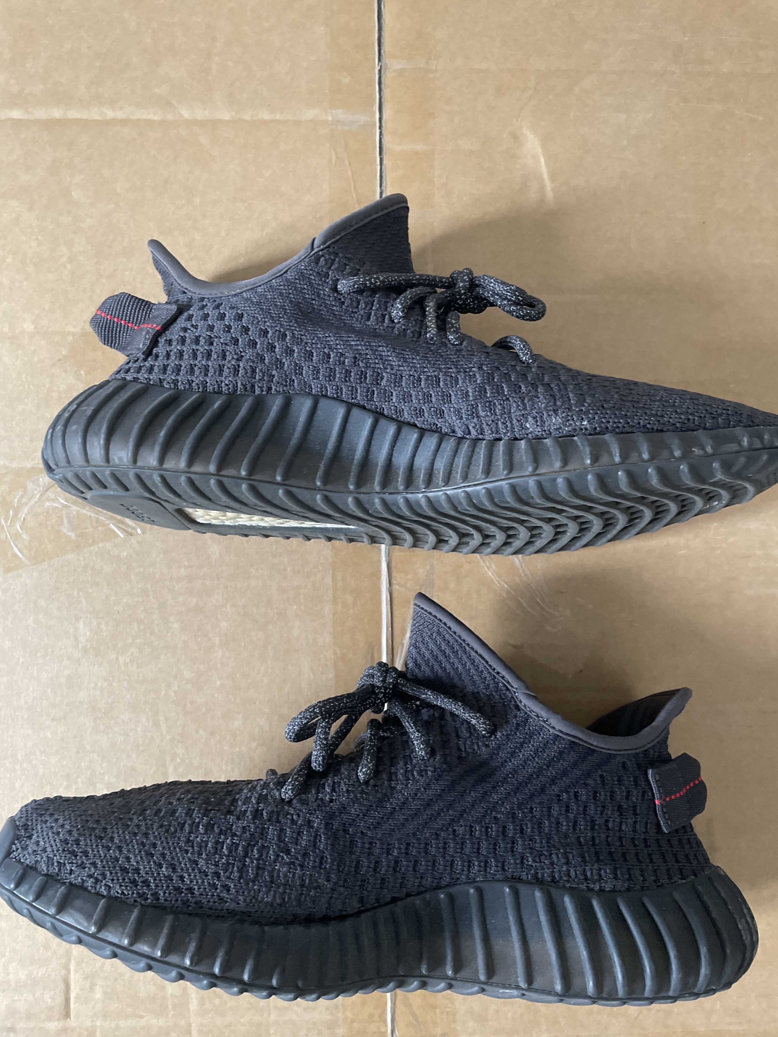 adidas YEEZY Boost 350 V2 "Black"