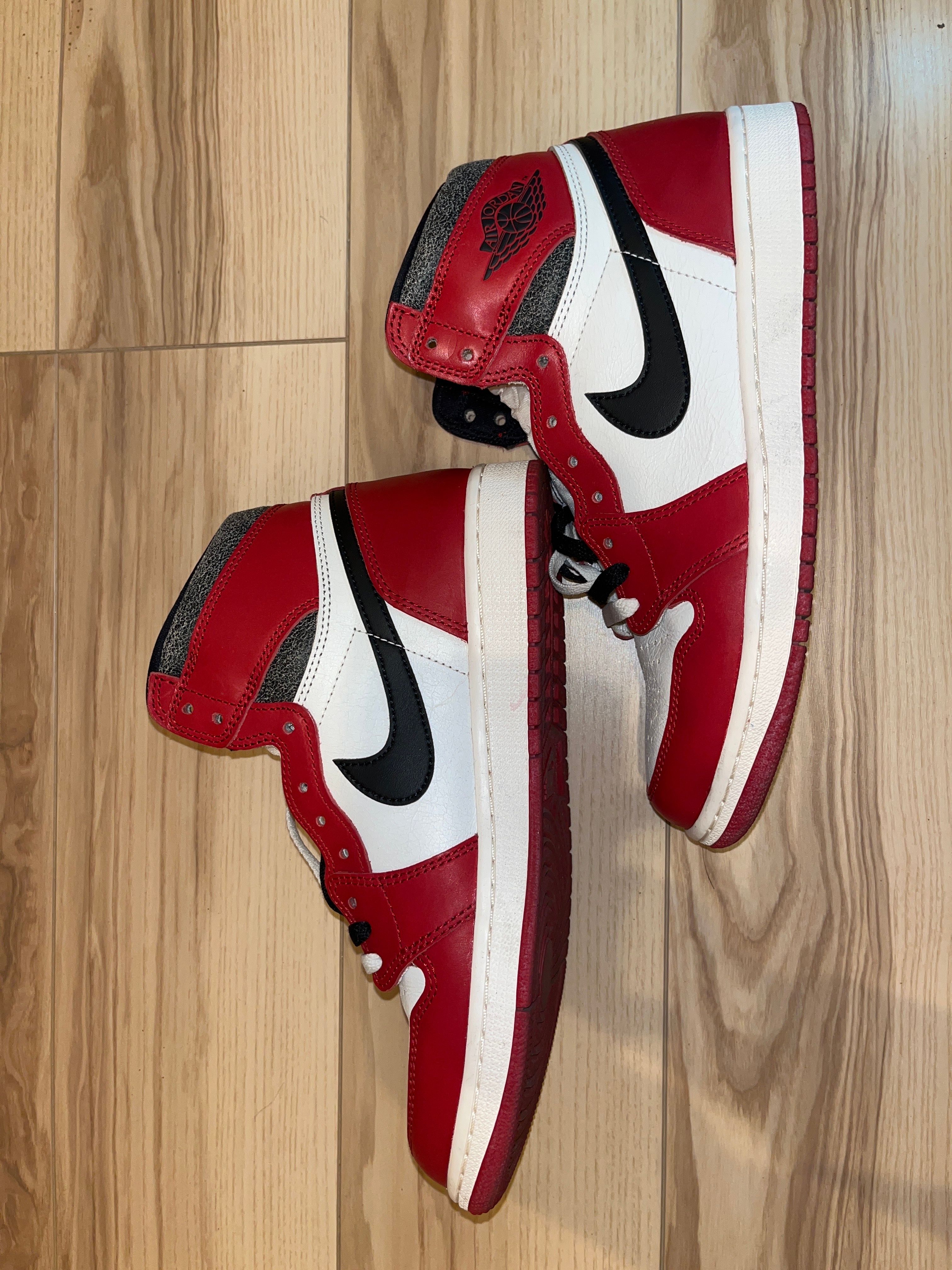 Nike Air Jordan 1 High OG "Lost & Found/Chicago"