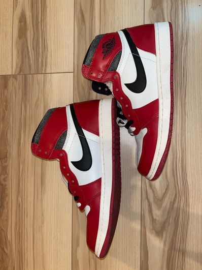 Nike Air Jordan 1 High OG "Lost & Found/Chicago"