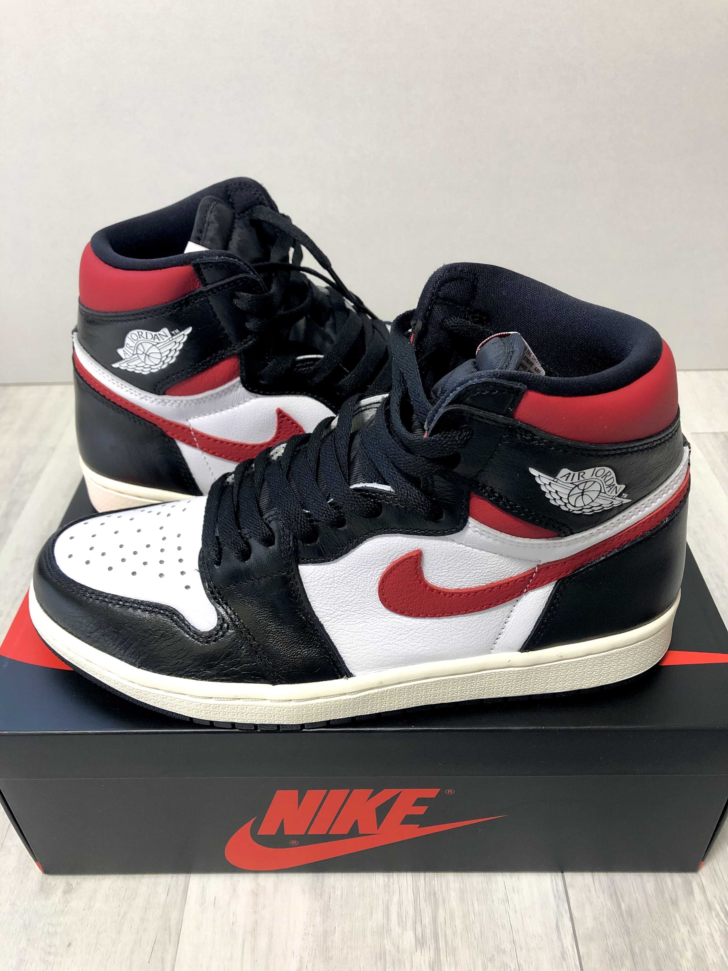 Nike Air Jordan 1 Retro High "Black/White/Sail/Gym Red"