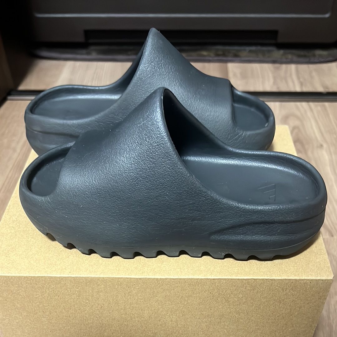 adidas KIDS YEEZY Slide "ONYX"