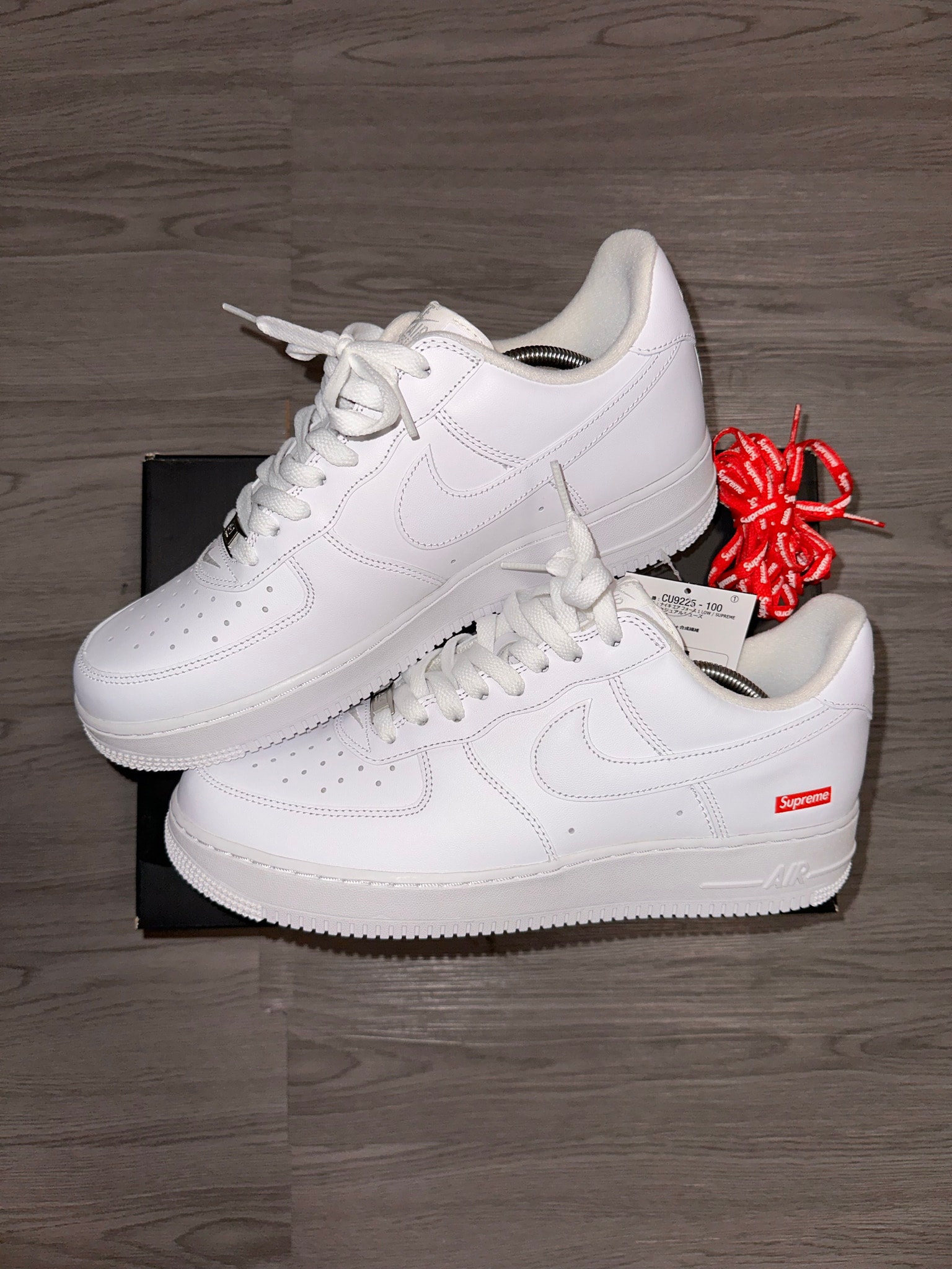 Supreme × Nike Air Force 1 Low "White"
