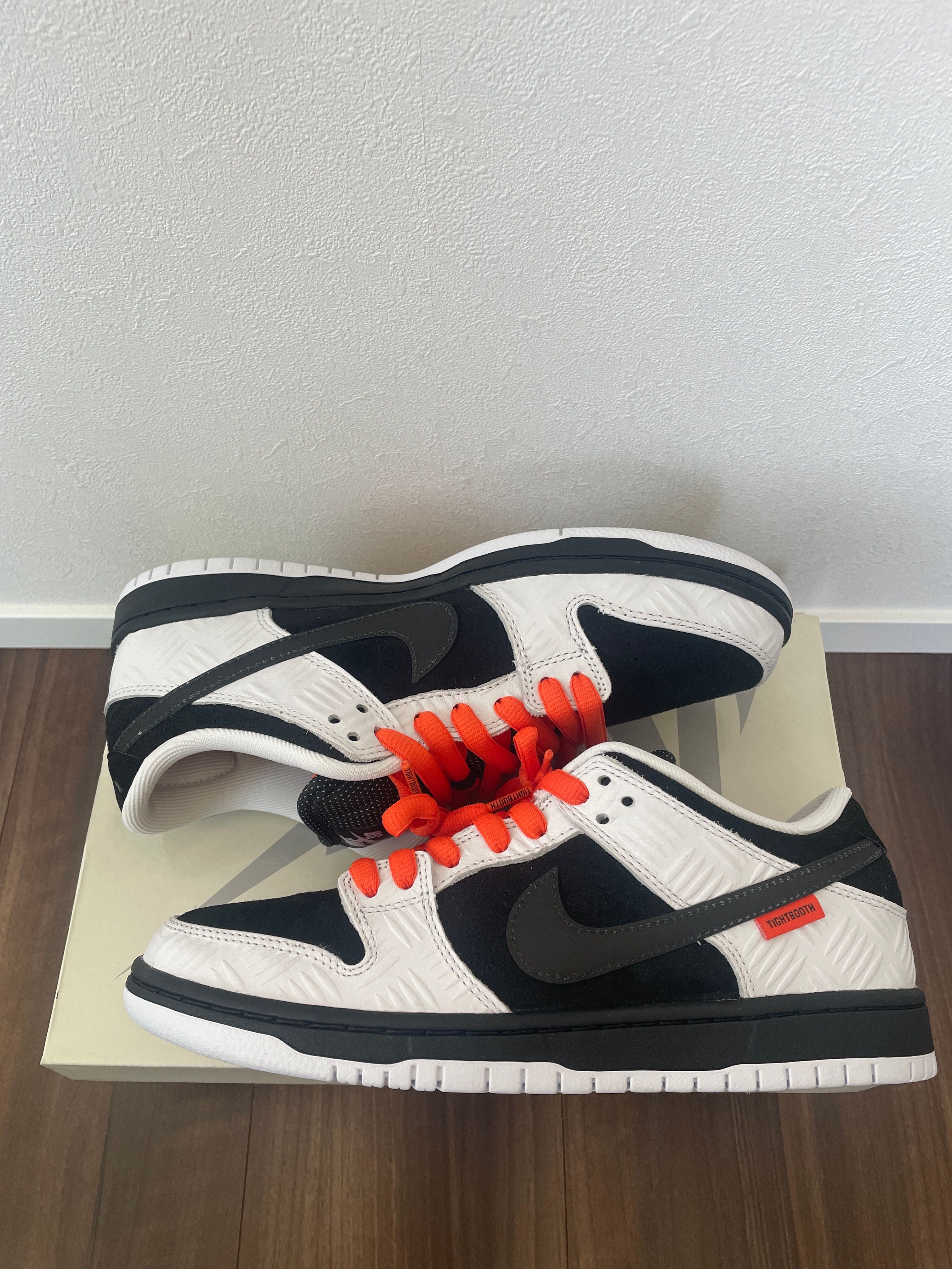 TIGHTBOOTH × Nike SB Dunk Low Pro QS "Black and White"