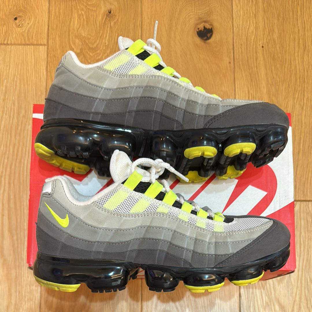 Nike Air Vapormax 95 "Neon"