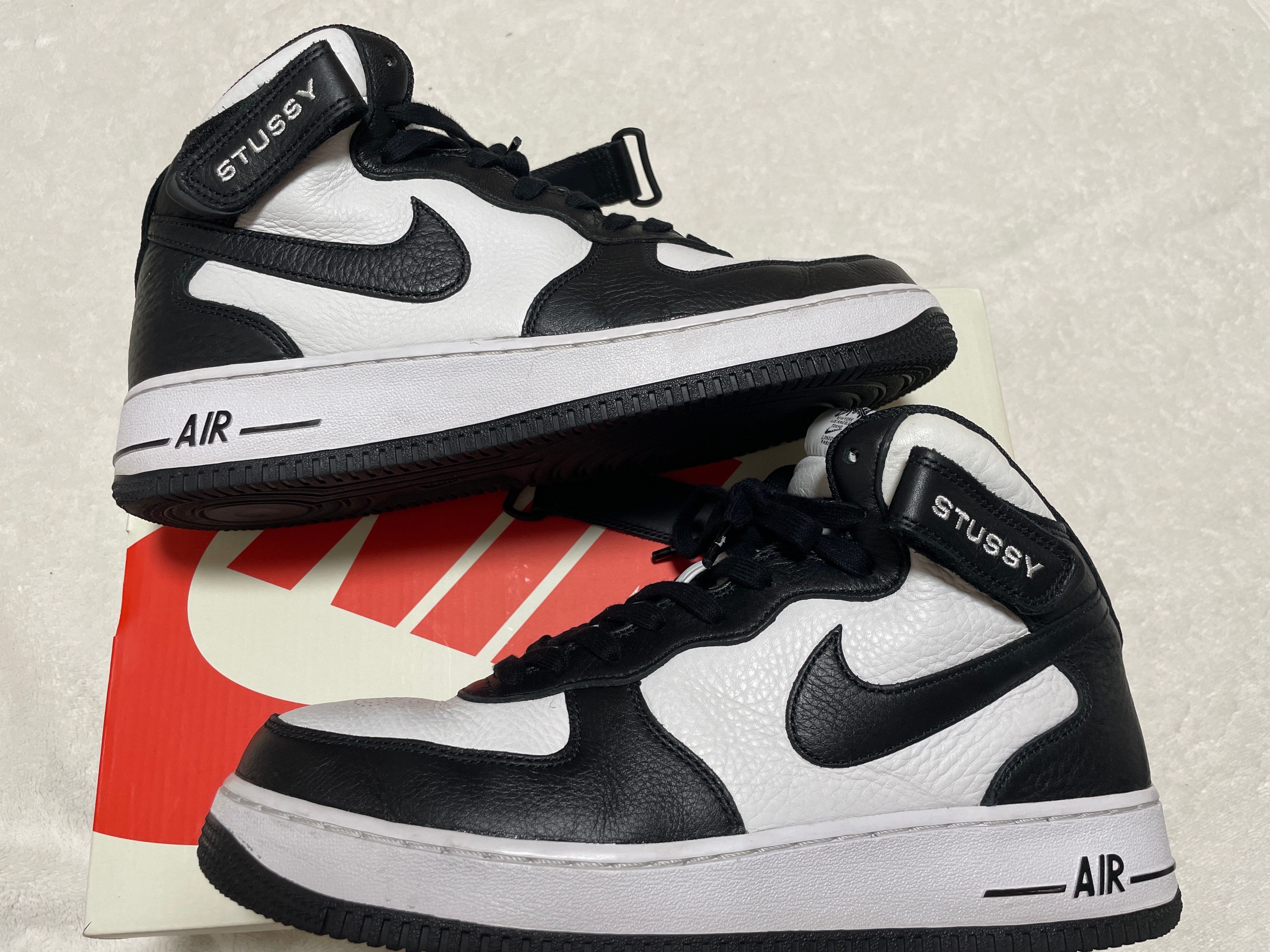 Stussy × Nike Air Force 1 Mid "Black and Light Bone"