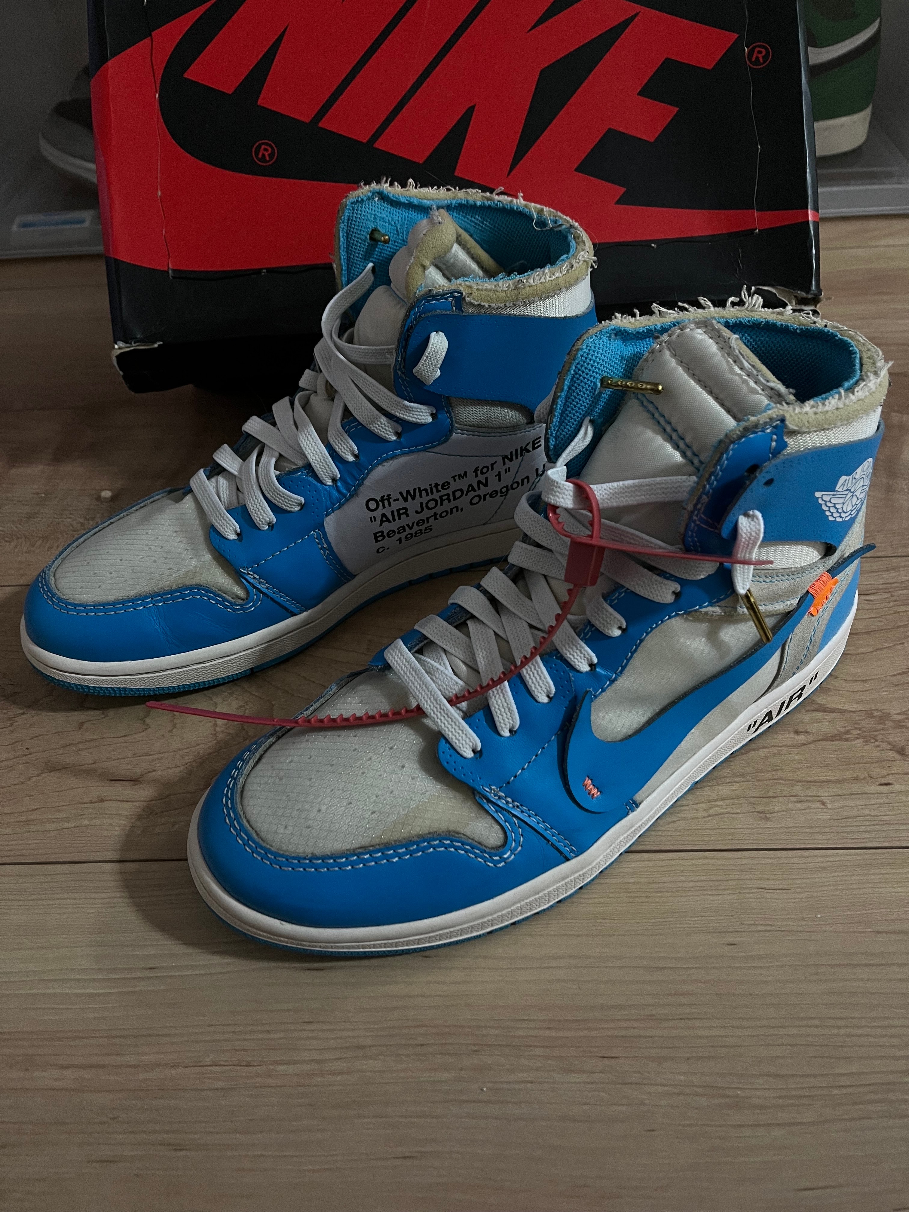 Off-White × Nike Air Jordan 1 High UNC "White/Dark Powder Blue"