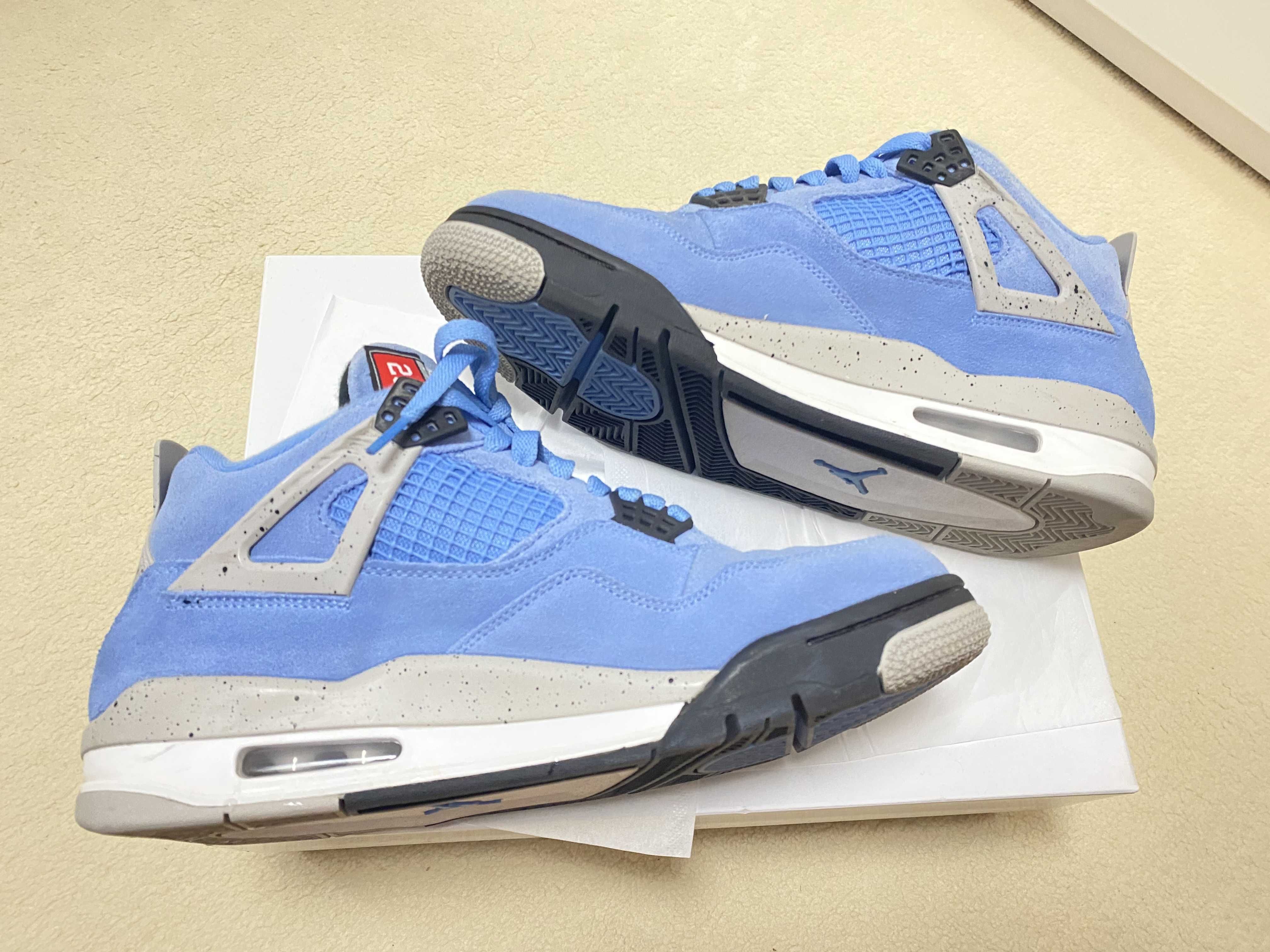 Nike Air Jordan 4 "University Blue"
