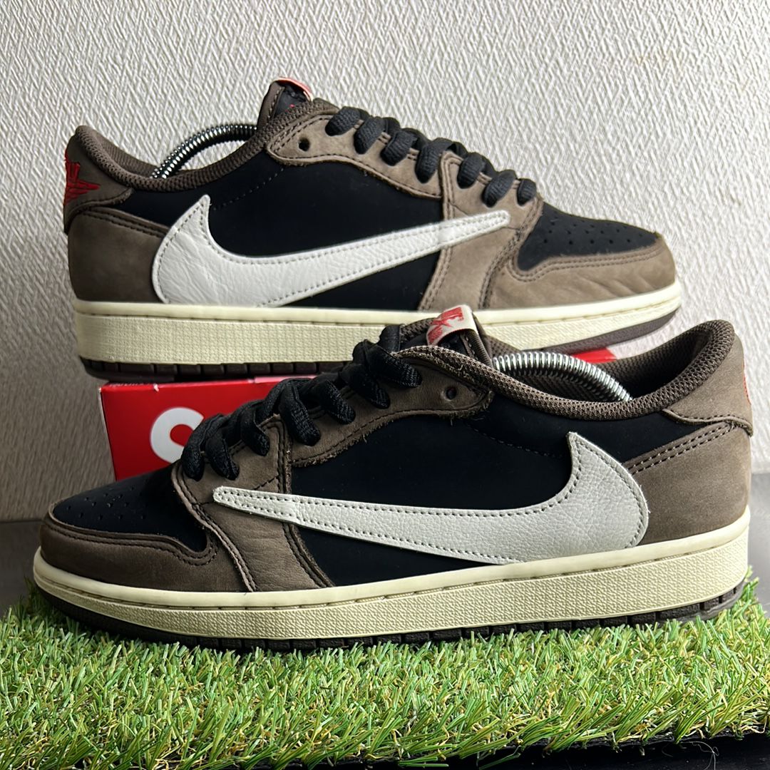 Travis Scott × Nike Air Jordan 1 Low OG SP-T "Black/Dark Mocha"