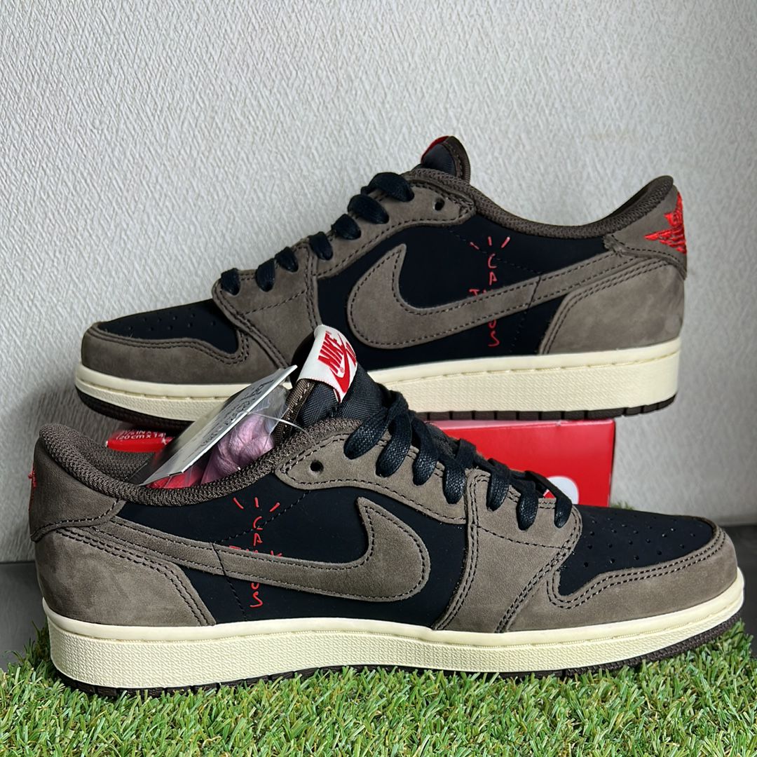 Travis Scott × Nike Air Jordan 1 Low OG SP-T "Black/Dark Mocha"