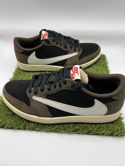 Travis Scott × Nike Air Jordan 1 Low OG SP-T "Black/Dark Mocha"