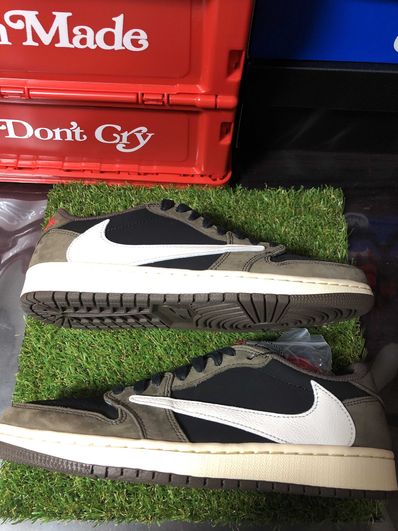 Travis Scott × Nike Air Jordan 1 Low OG SP-T "Black/Dark Mocha"