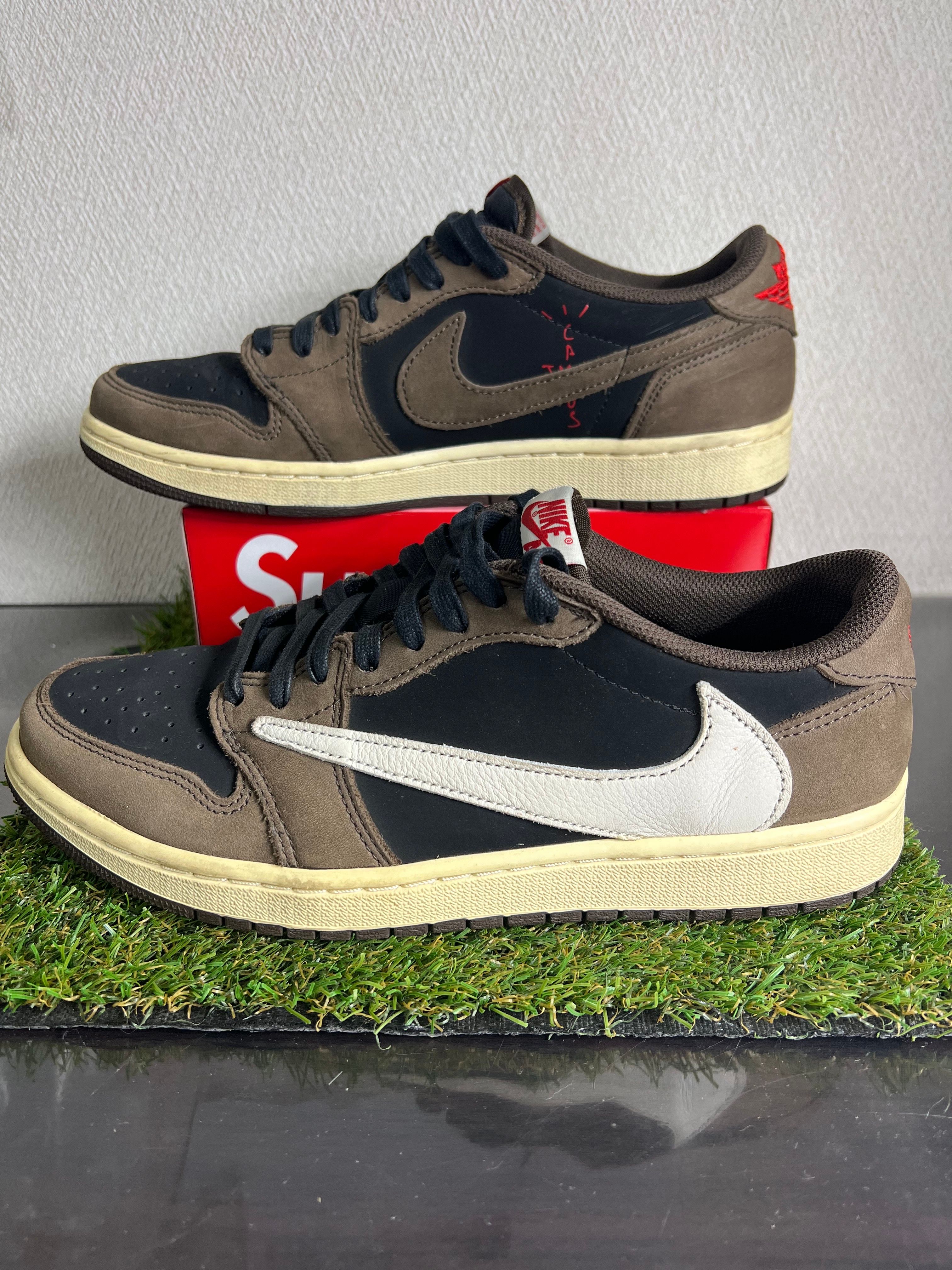 Travis Scott × Nike Air Jordan 1 Low OG SP-T  "Black/Dark Mocha"