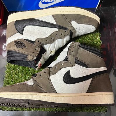 Travis Scott × Nike Air Jordan 1 Retro High OG TS SP "Sail/Dark Mocha"