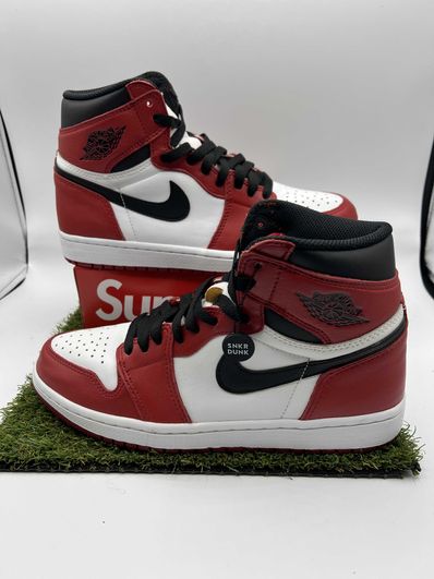 Nike Air Jordan 1 Retro High "Chicago" (2015)