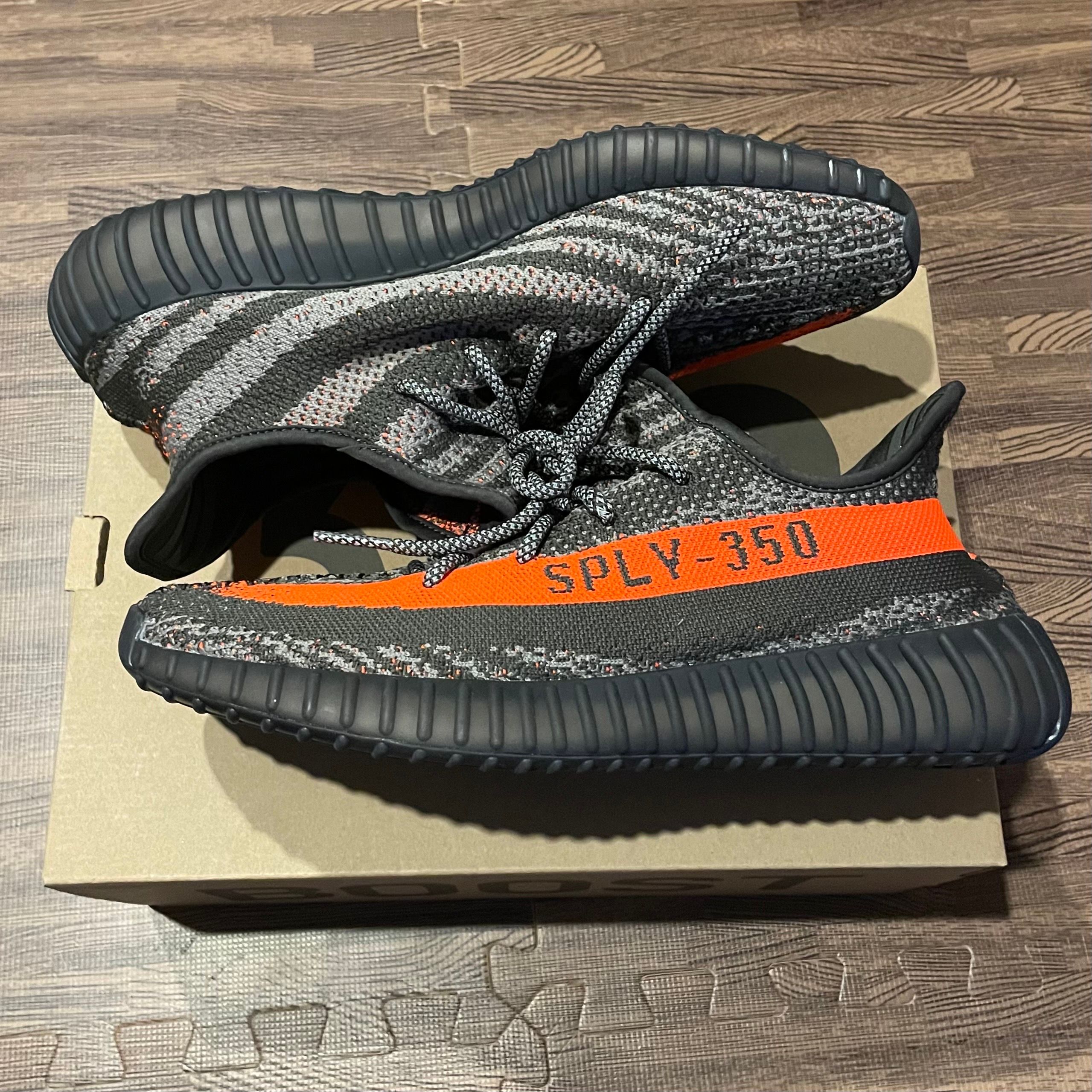 adidas YEEZY Boost 350V2 "Carbon Beluga"