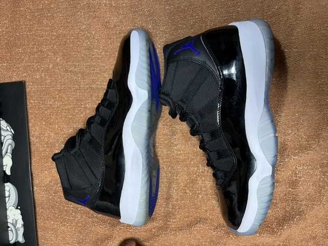 Nike Air Jordan 11 Retro "Space Jam" (2016)