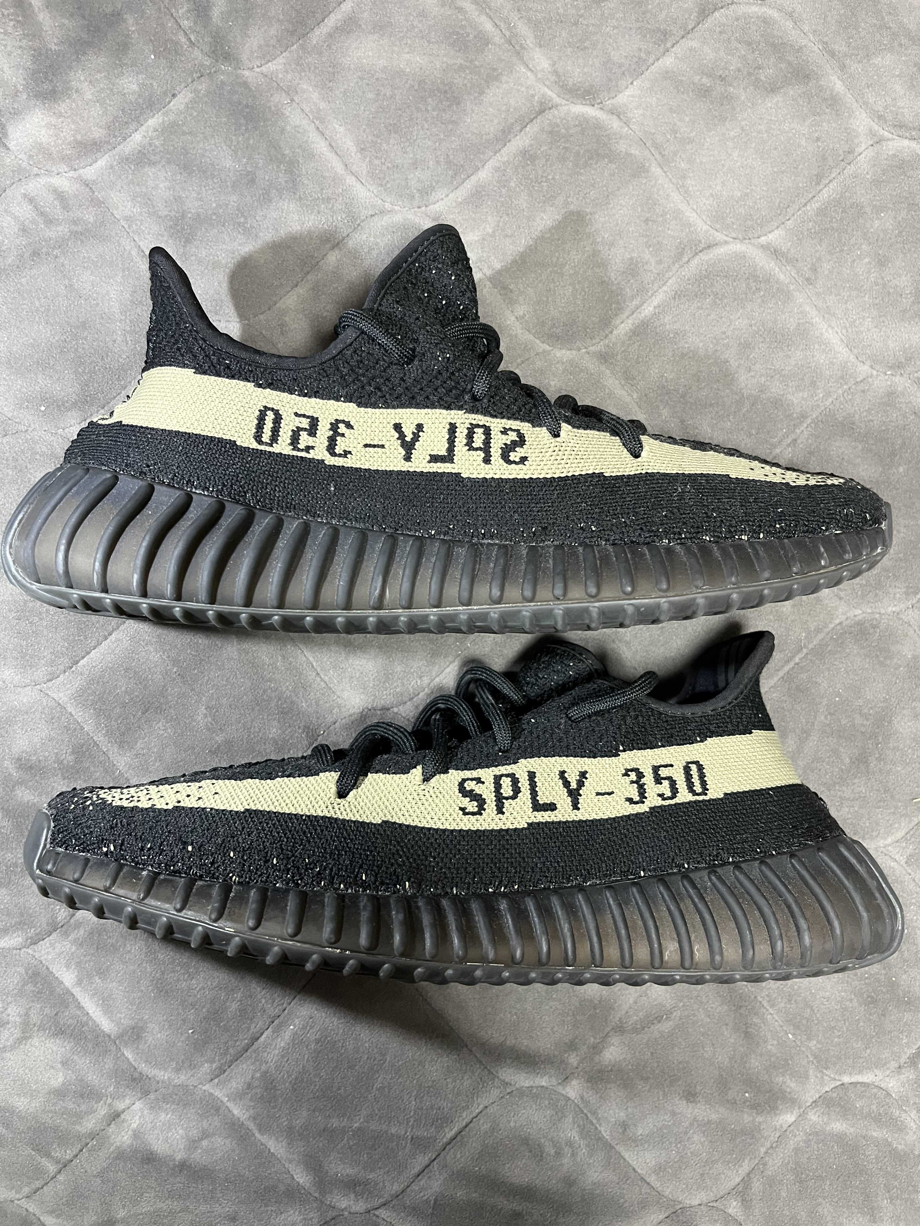 adidas YEEZY Boost 350 V2 "Core Black Green"